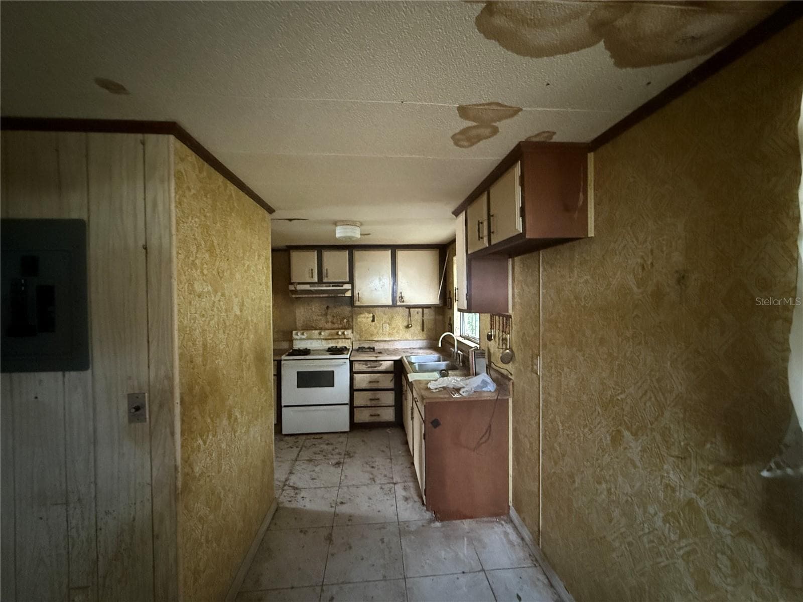 Kitchen - 817 SE PINE AVE, FORT MEADE