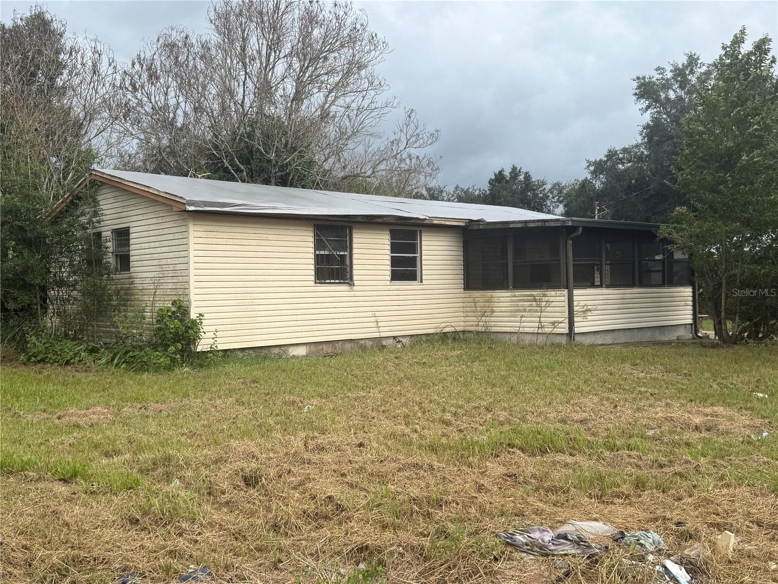 Front angle left - 817 SE PINE AVE, FORT MEADE