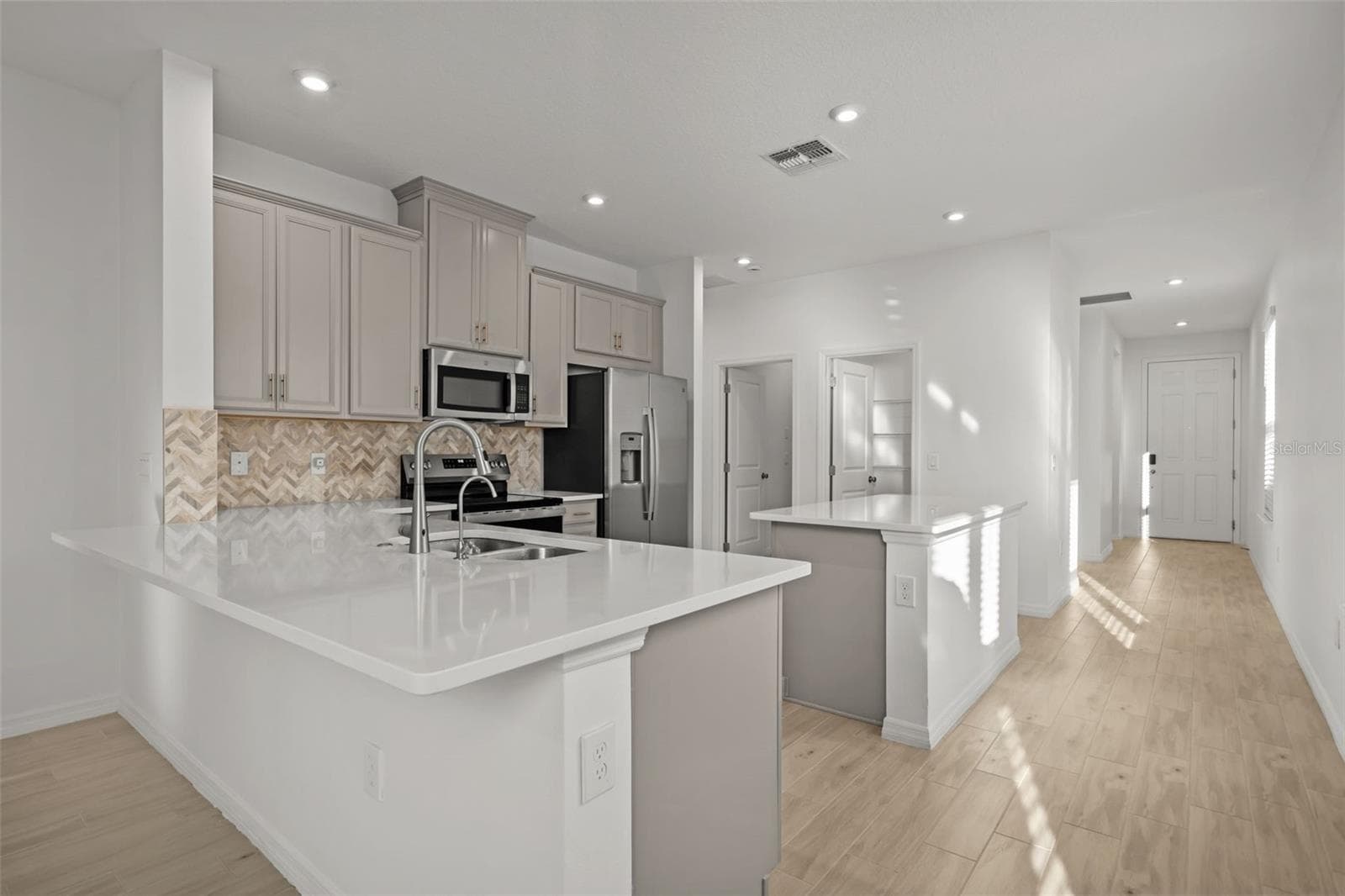 Single Family Residence at 1458 LONE FEATHER TRL, WINTER PARK, photo 11 of 39