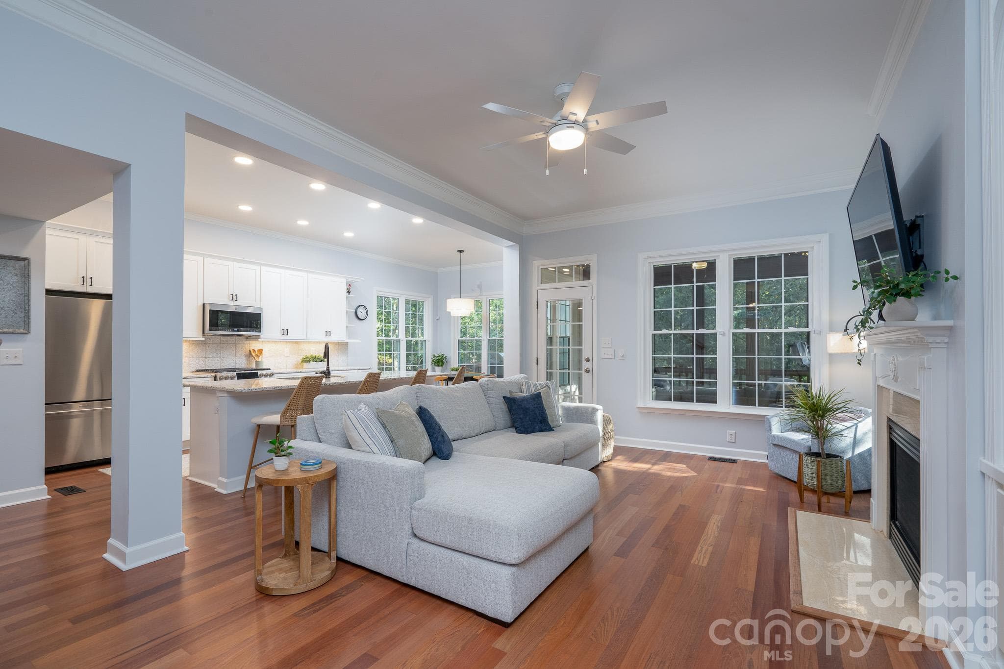 Single Family Residence at 1201 Beckford Glen Drive, Waxhaw, photo 3 of 48