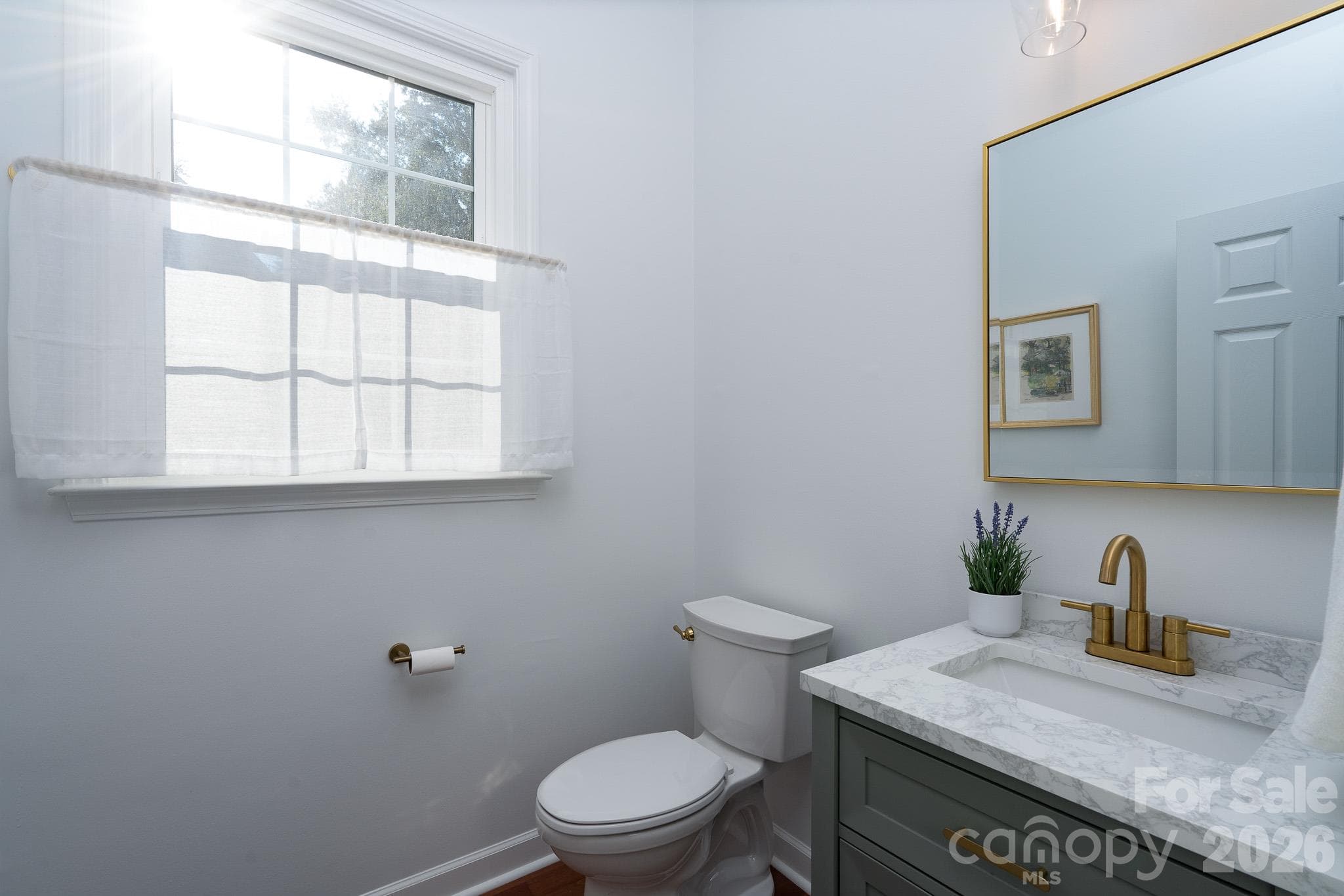 Single Family Residence at 1201 Beckford Glen Drive, Waxhaw, photo 16 of 48