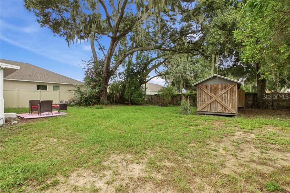 Backyard - 171 STANLEY BELL DR, MOUNT DORA