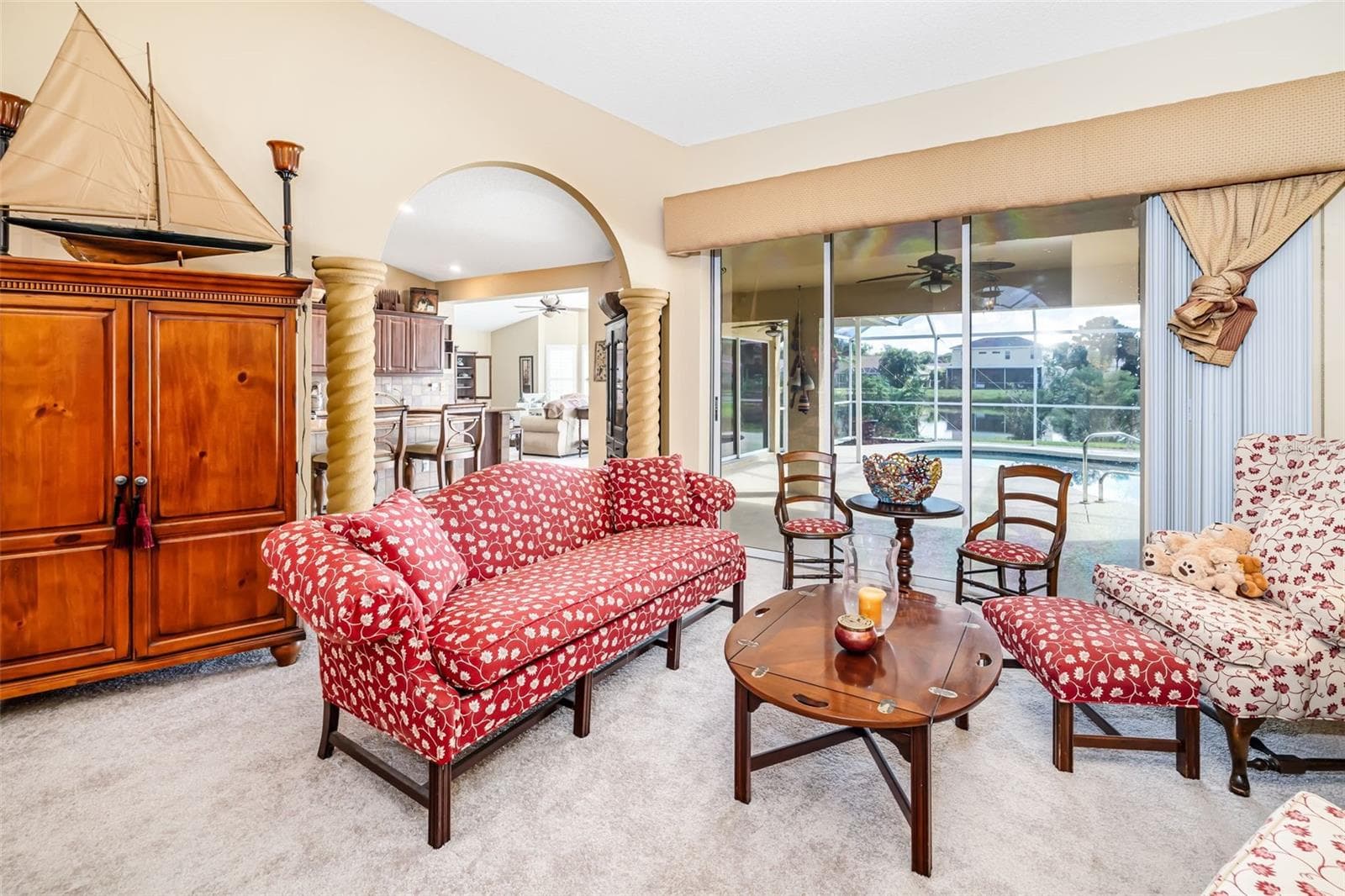 Single Family Residence at 9678 KNIGHTSBRIDGE CIR, SARASOTA, photo 10 of 57