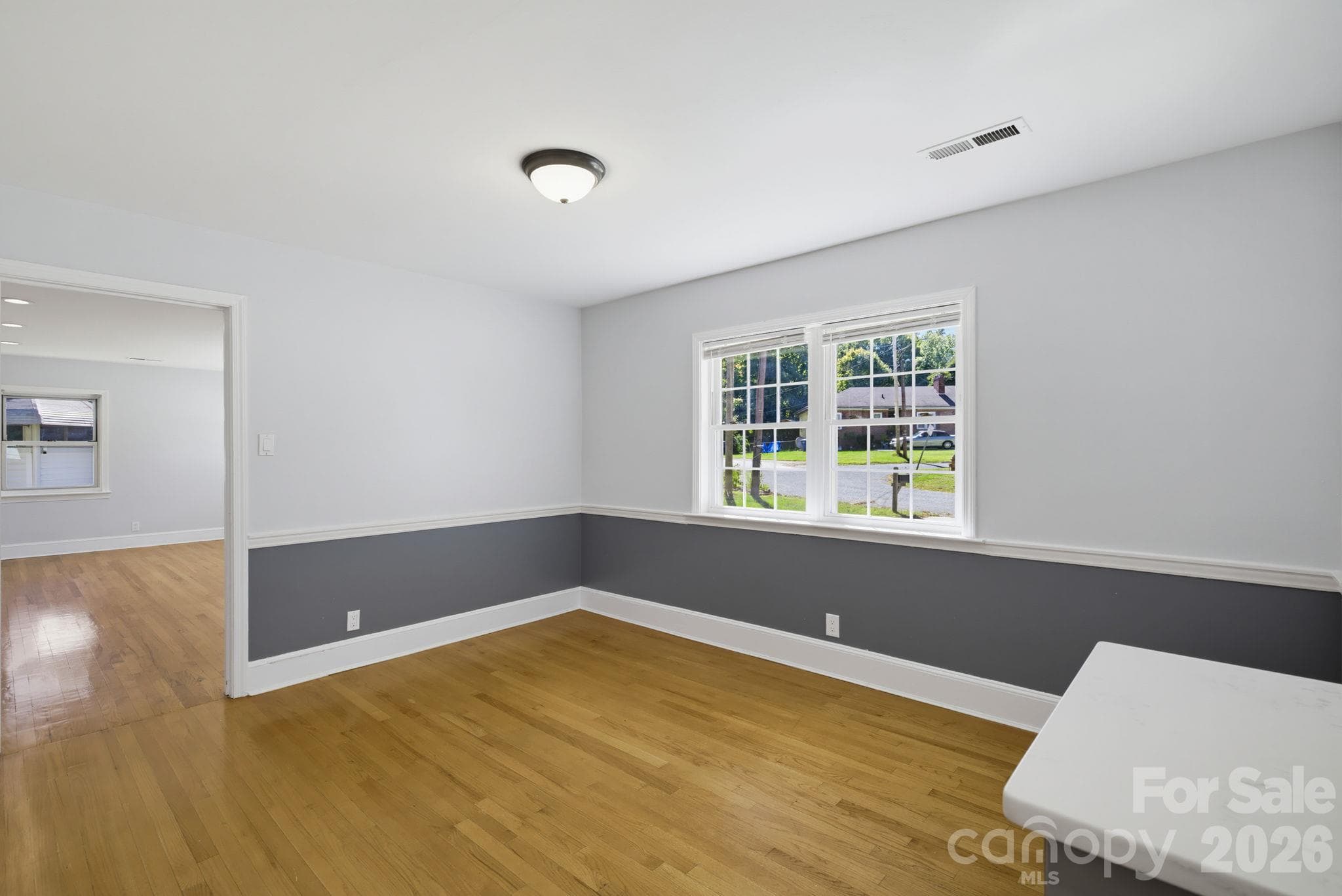 Single Family Residence at 337 E Rhyne Avenue, Winston Salem, photo 5 of 30
