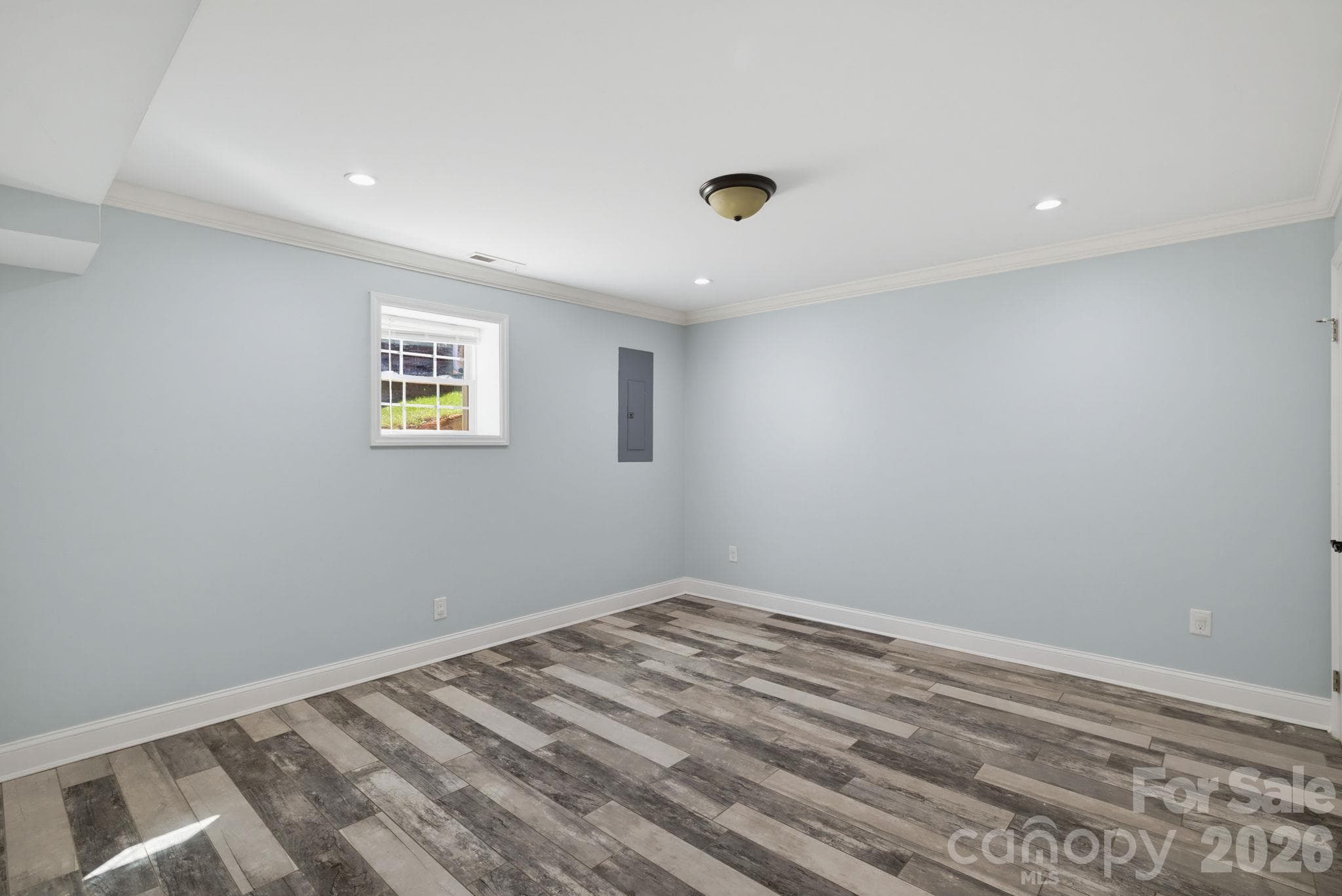 Single Family Residence at 337 E Rhyne Avenue, Winston Salem, photo 22 of 30