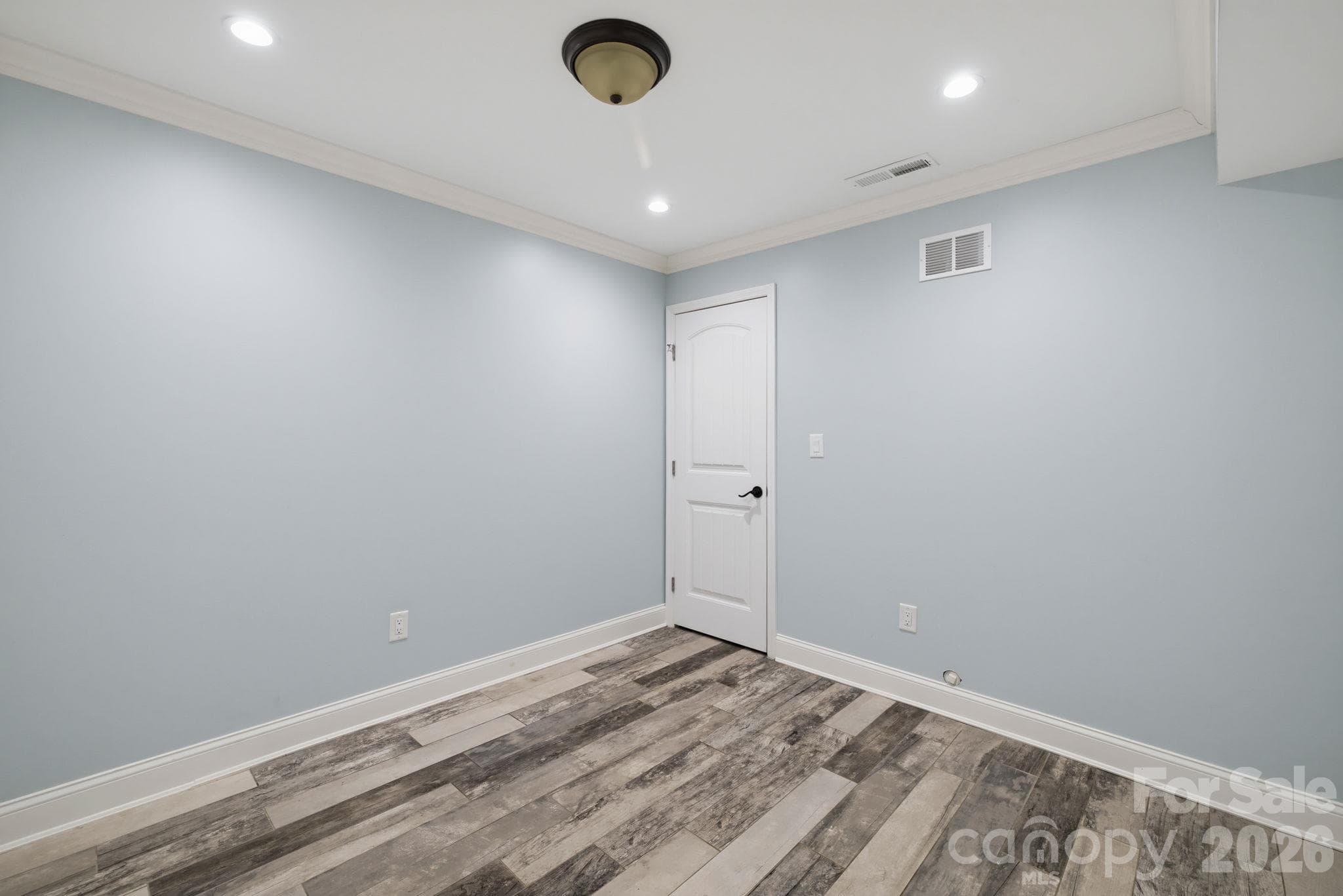 Single Family Residence at 337 E Rhyne Avenue, Winston Salem, photo 28 of 30