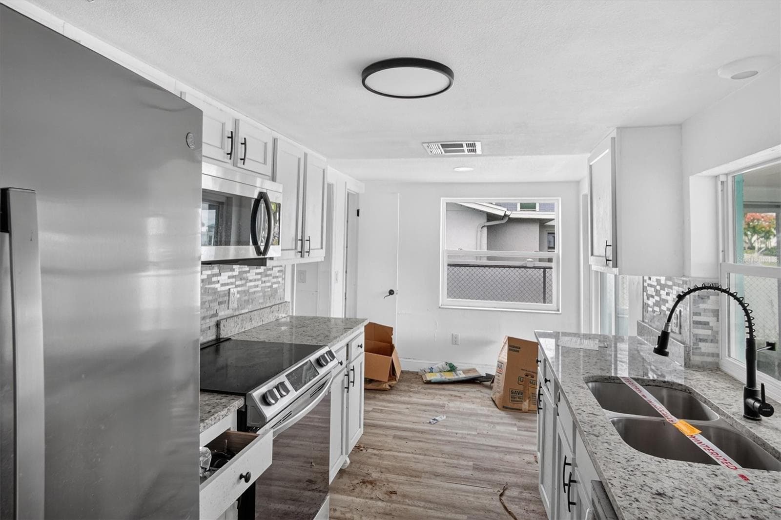 Single Family Residence at 7313 MAKO DR, HUDSON, photo 13 of 40