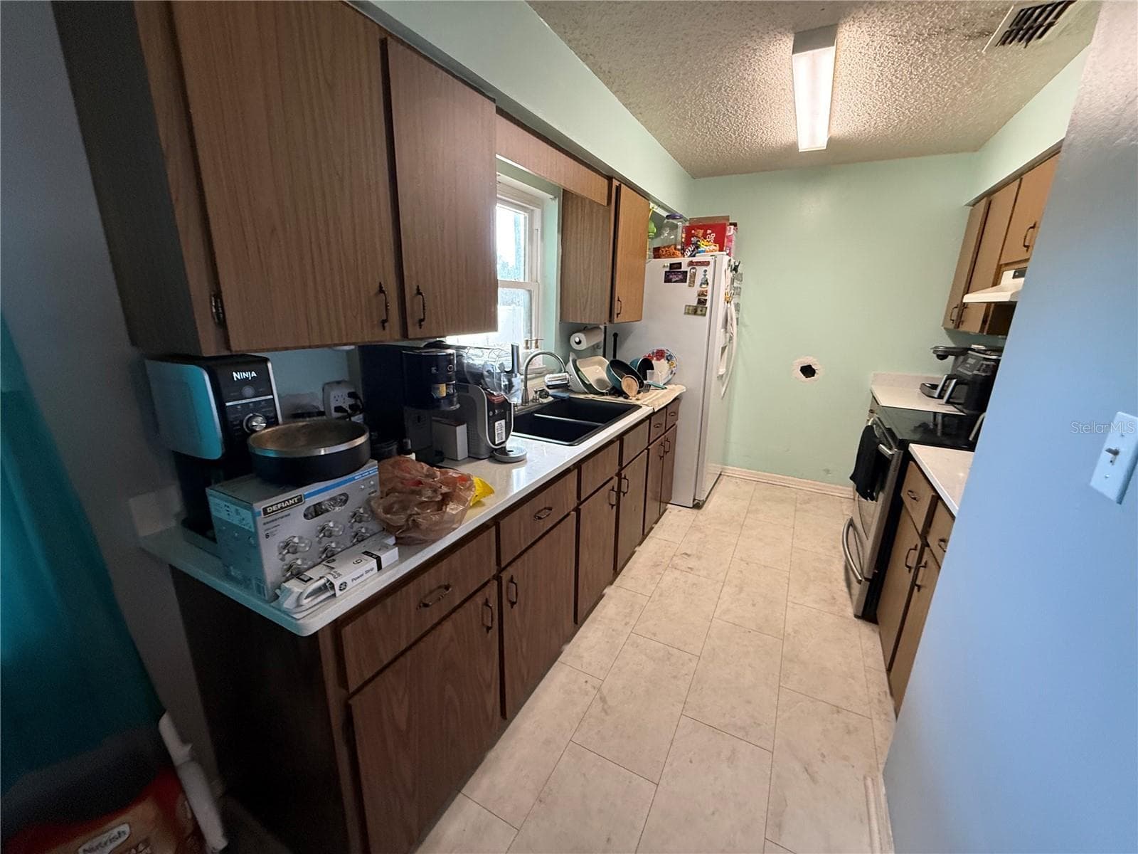 Single Family Residence at 1204 SPRING LAKE RD, FRUITLAND PARK, photo 6 of 14