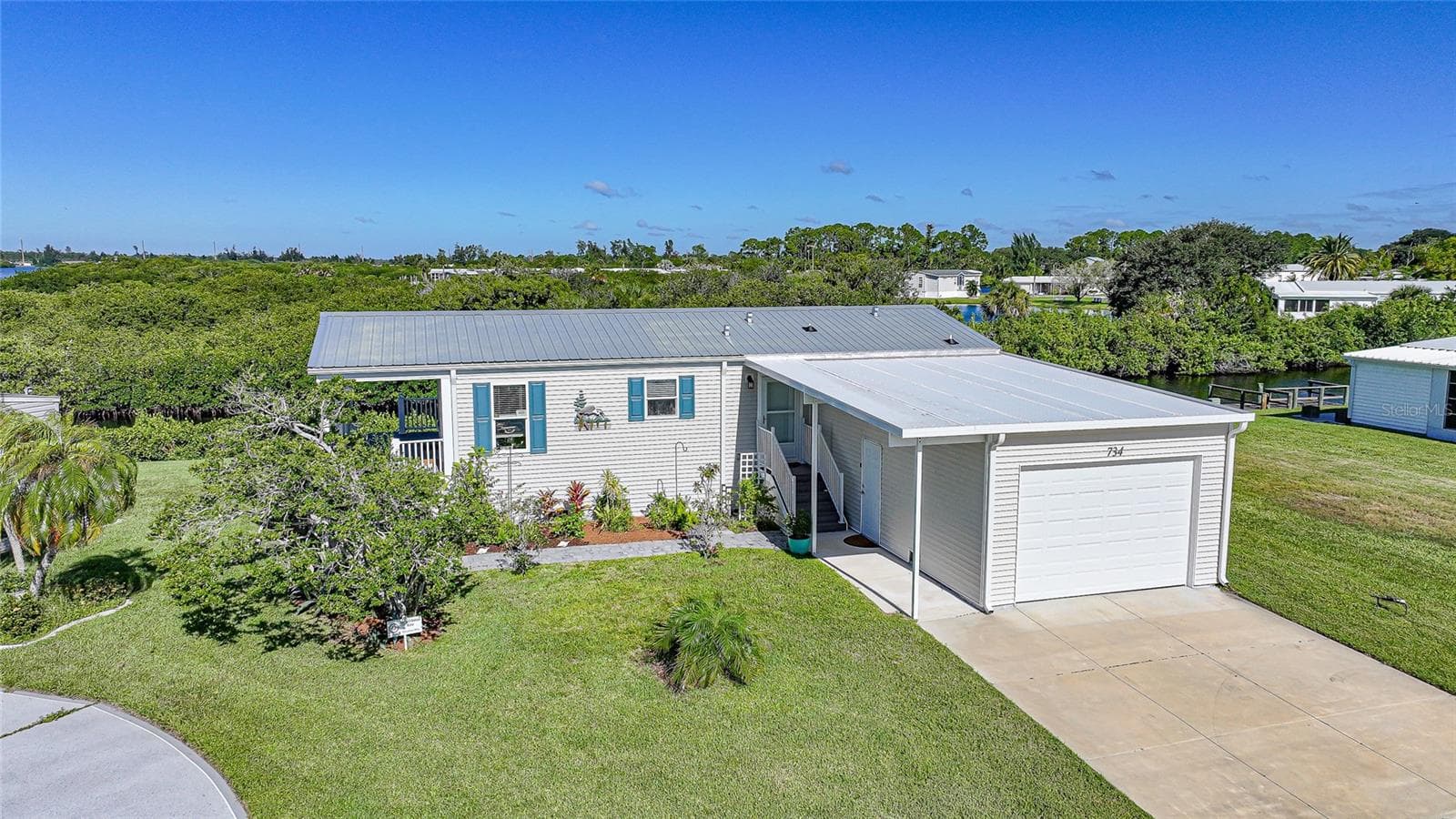Front of Home - 734 BLACKBURN BLVD, NORTH PORT