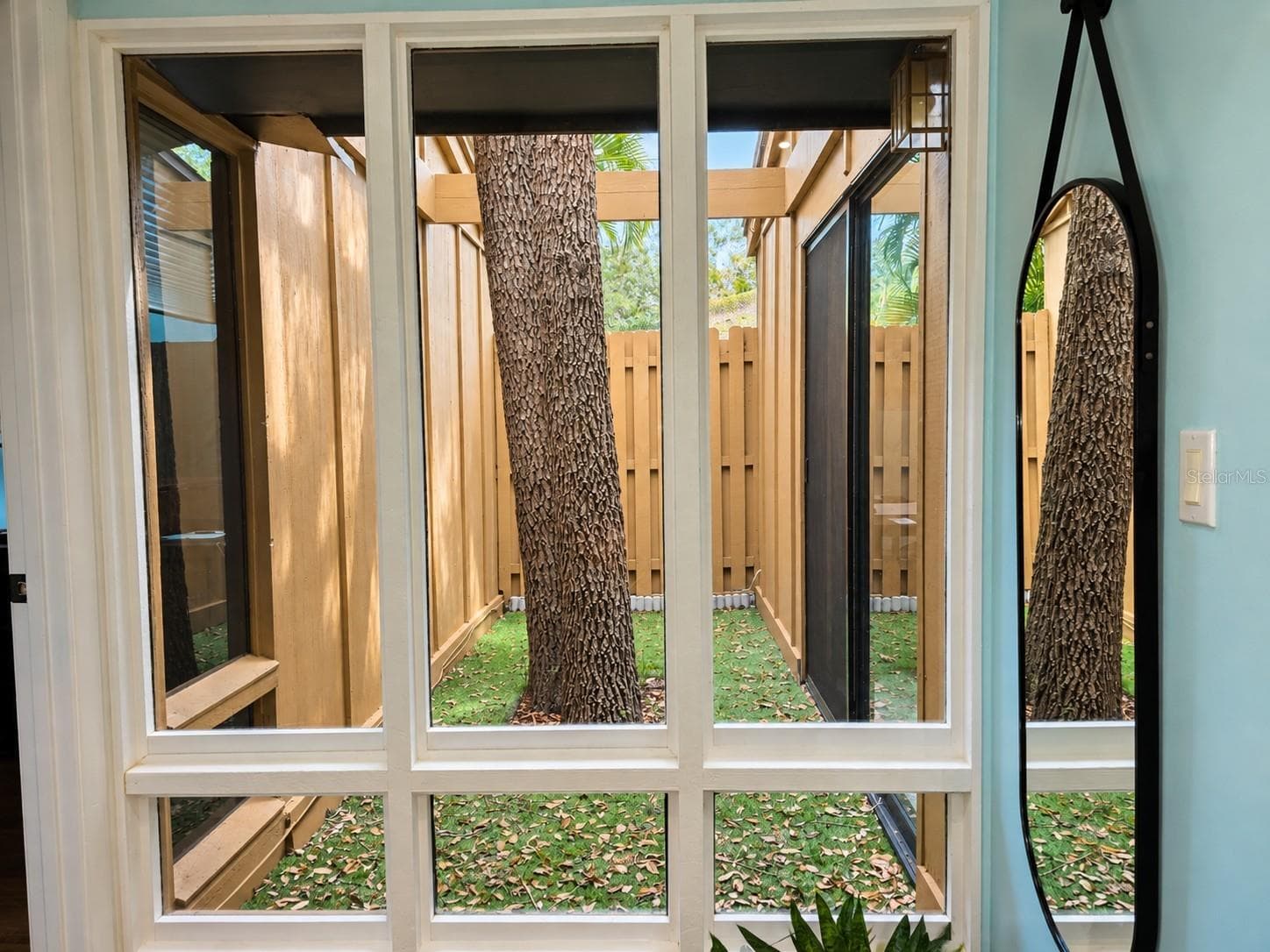 atrium view - 2310 QUAIL CT, BRADENTON