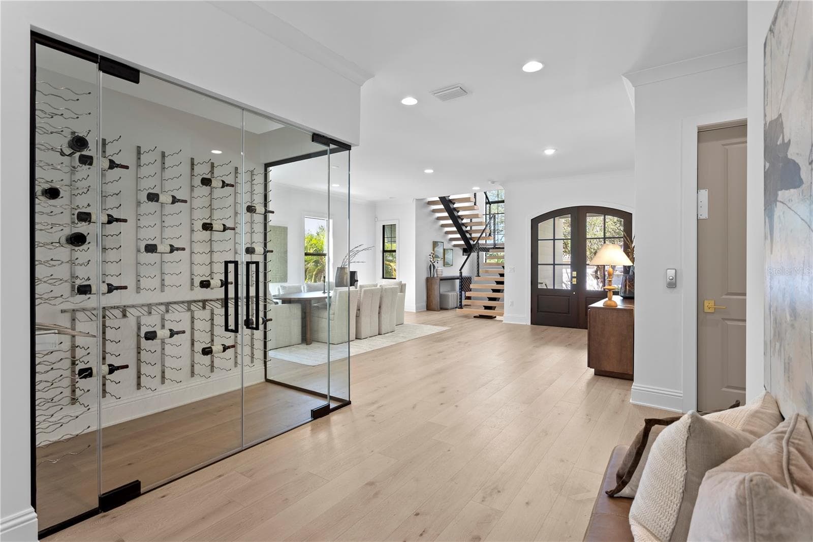 climate controlled wine room - 5008 W DICKENS AVE, TAMPA
