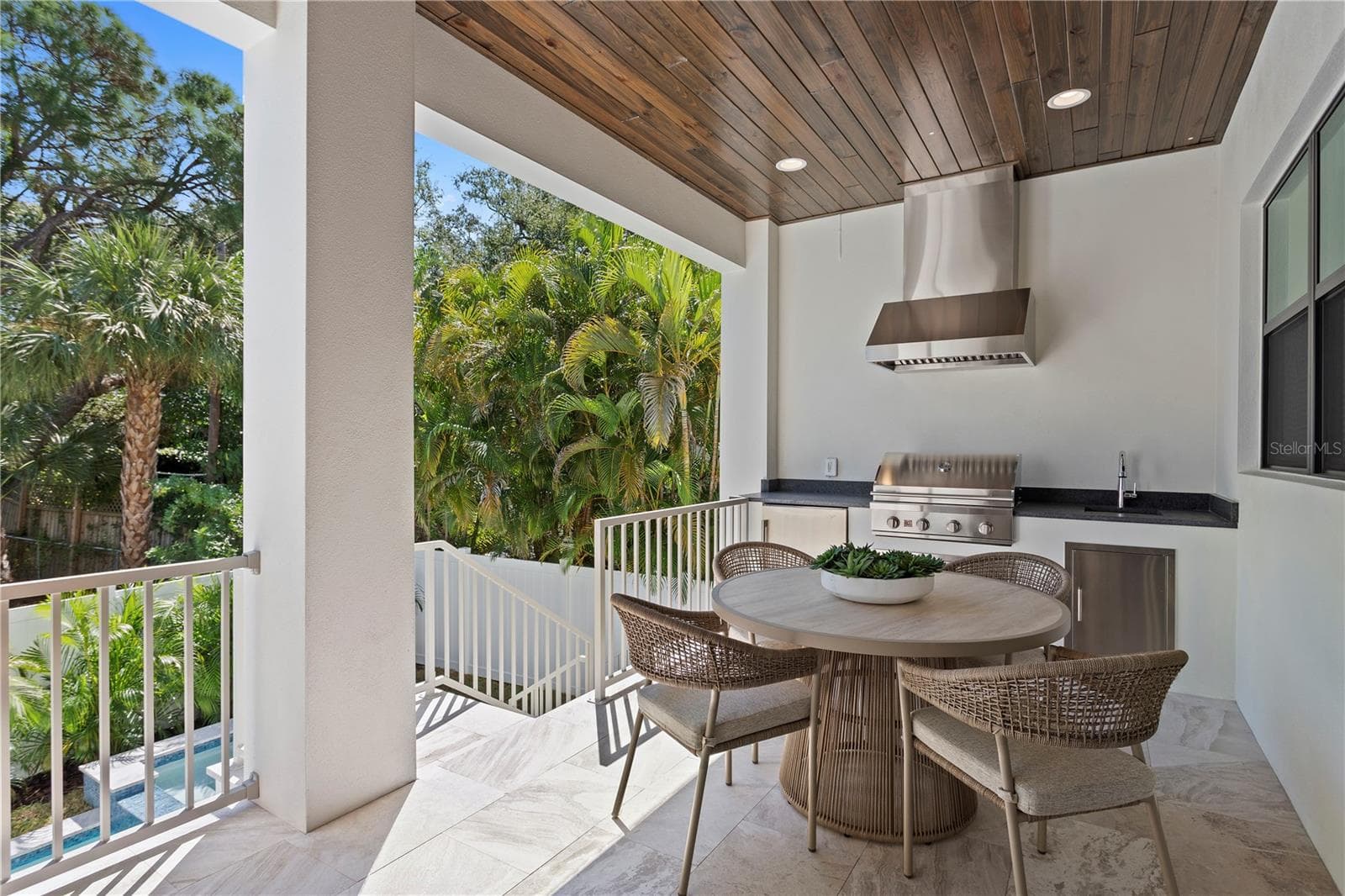 Florida kitchen - 5008 W DICKENS AVE, TAMPA