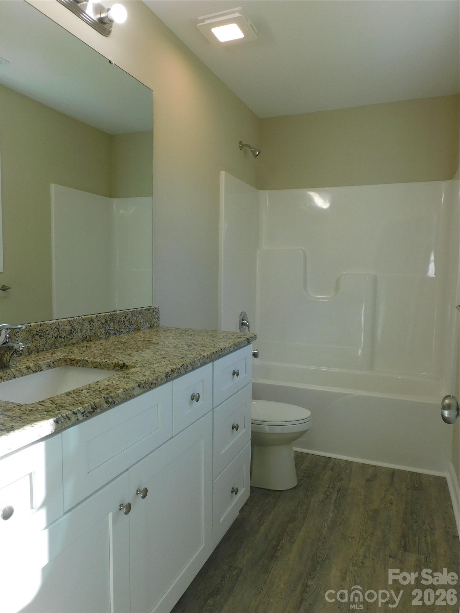 Single Family Residence at 220 Mcclain Street, York, photo 8 of 16