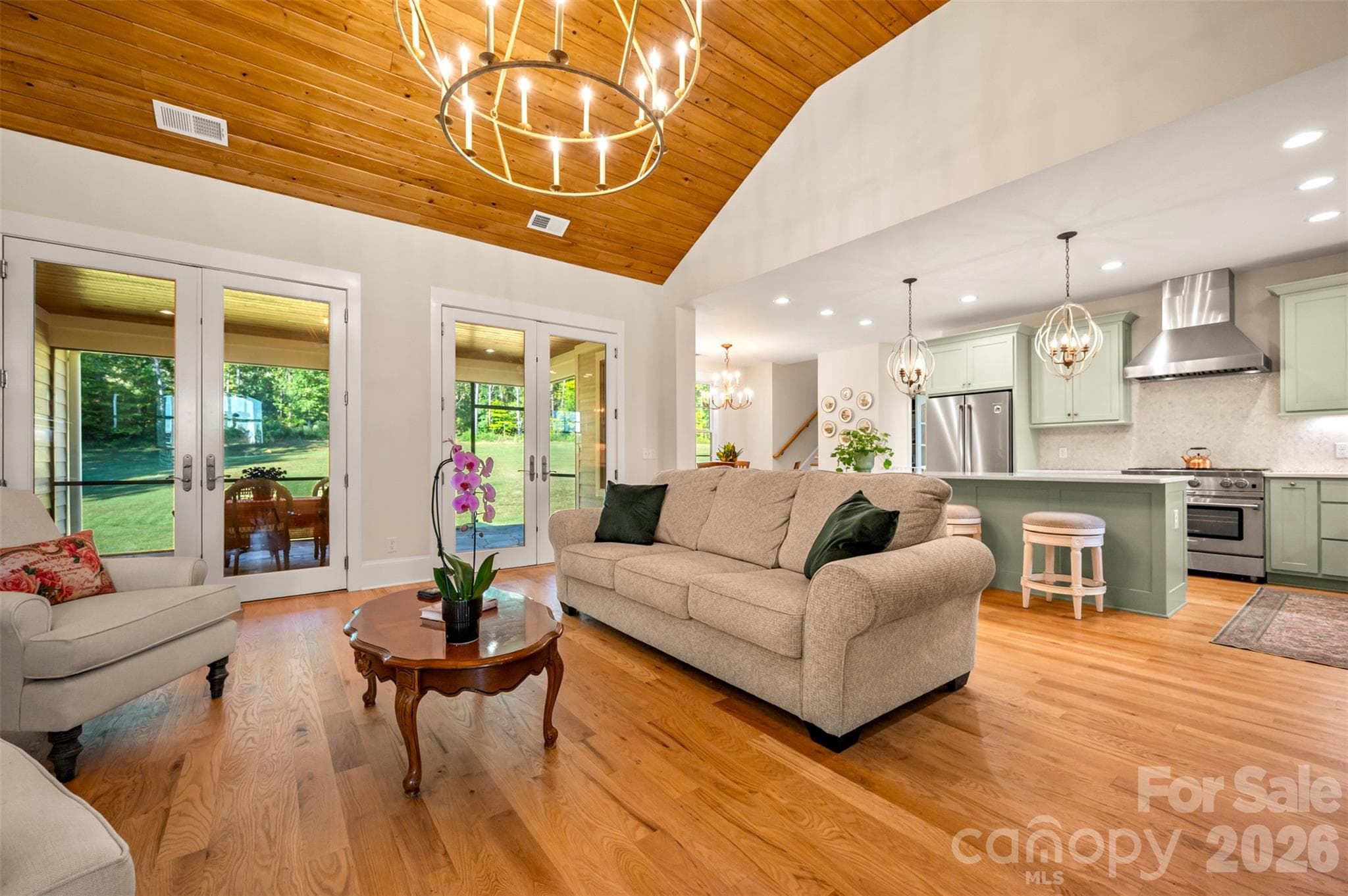 Single Family Residence at 67 Taddington Circle, Columbus, photo 12 of 33