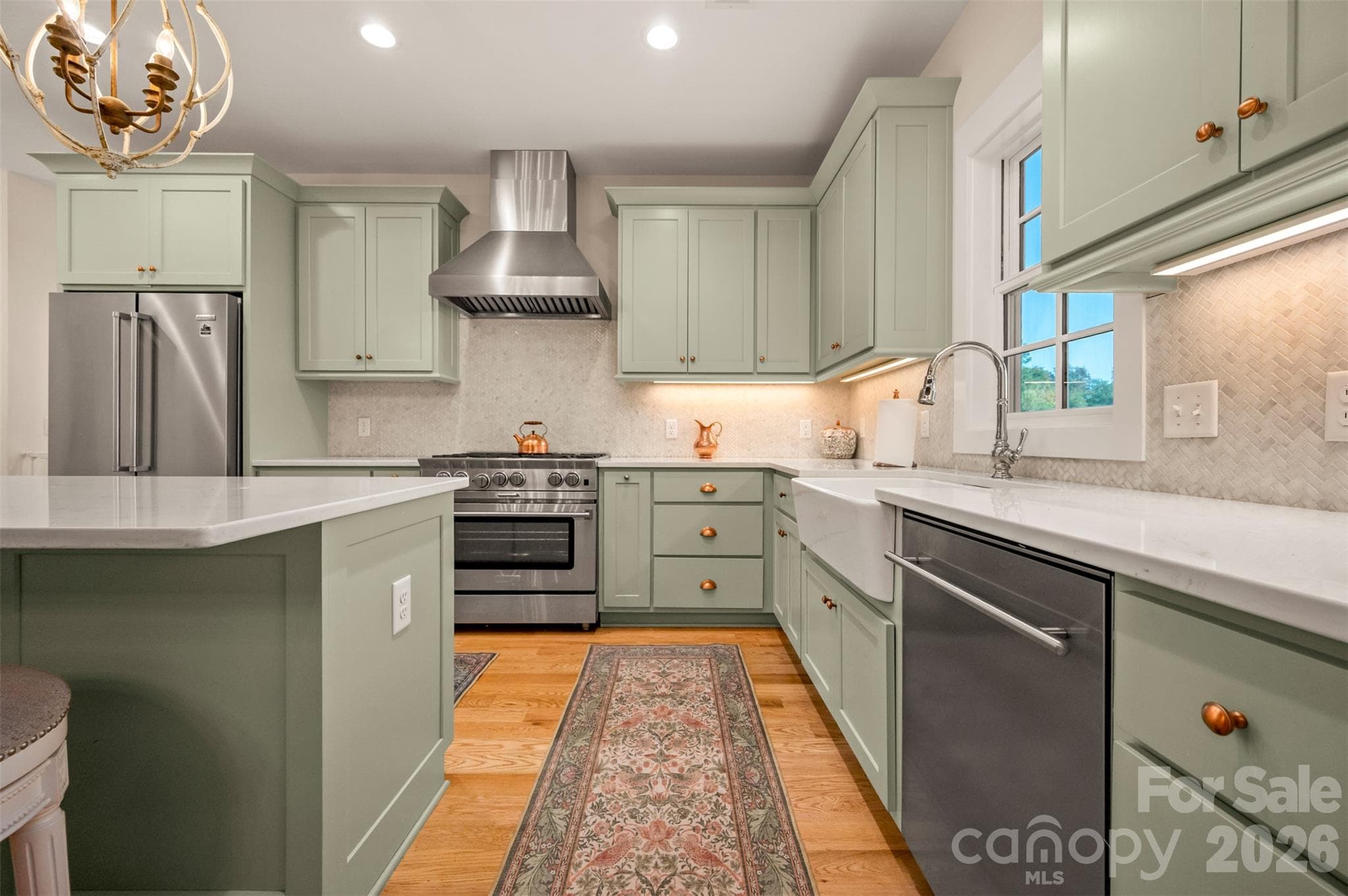 Single Family Residence at 67 Taddington Circle, Columbus, photo 14 of 33