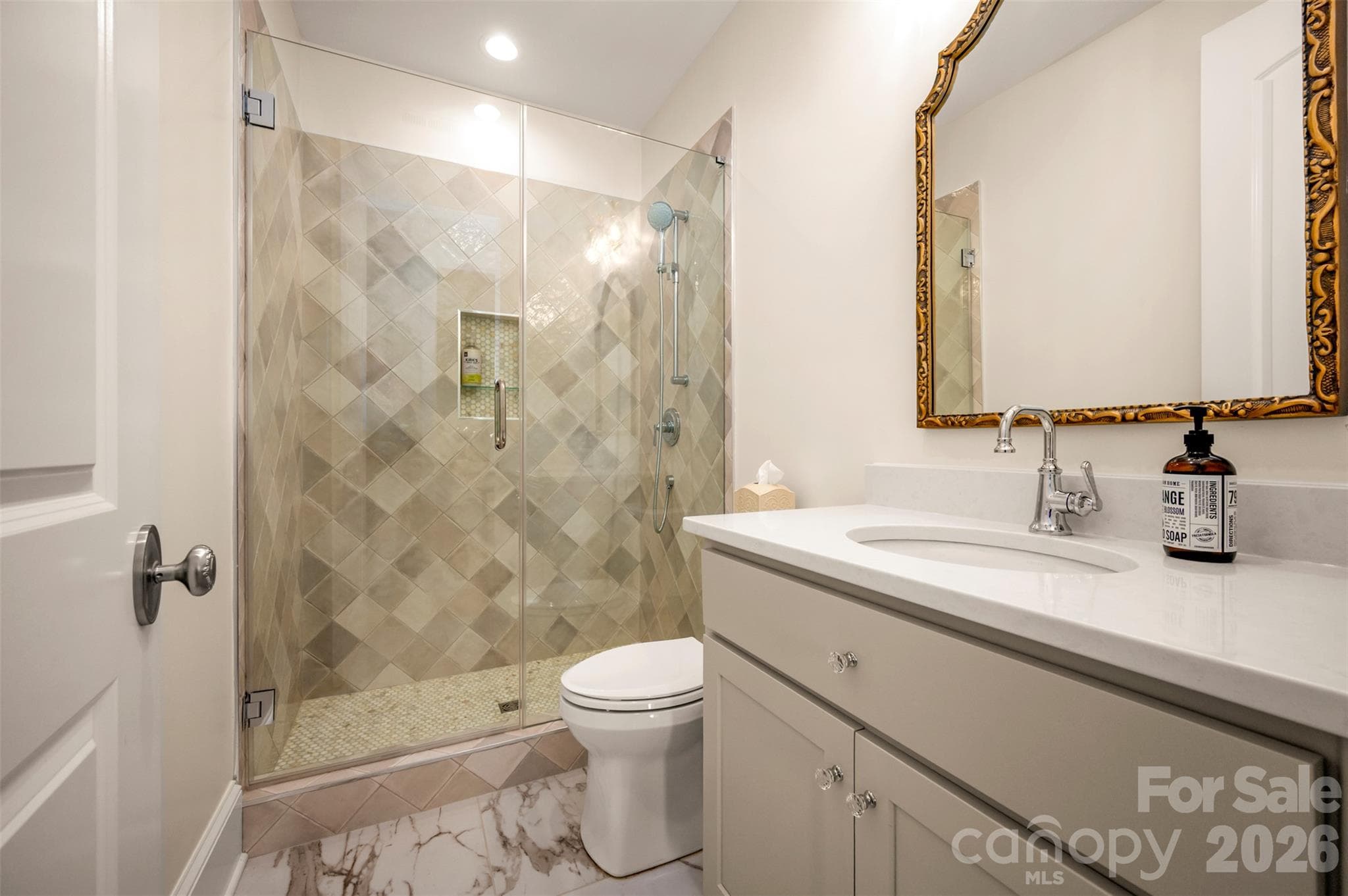 Single Family Residence at 67 Taddington Circle, Columbus, photo 20 of 33