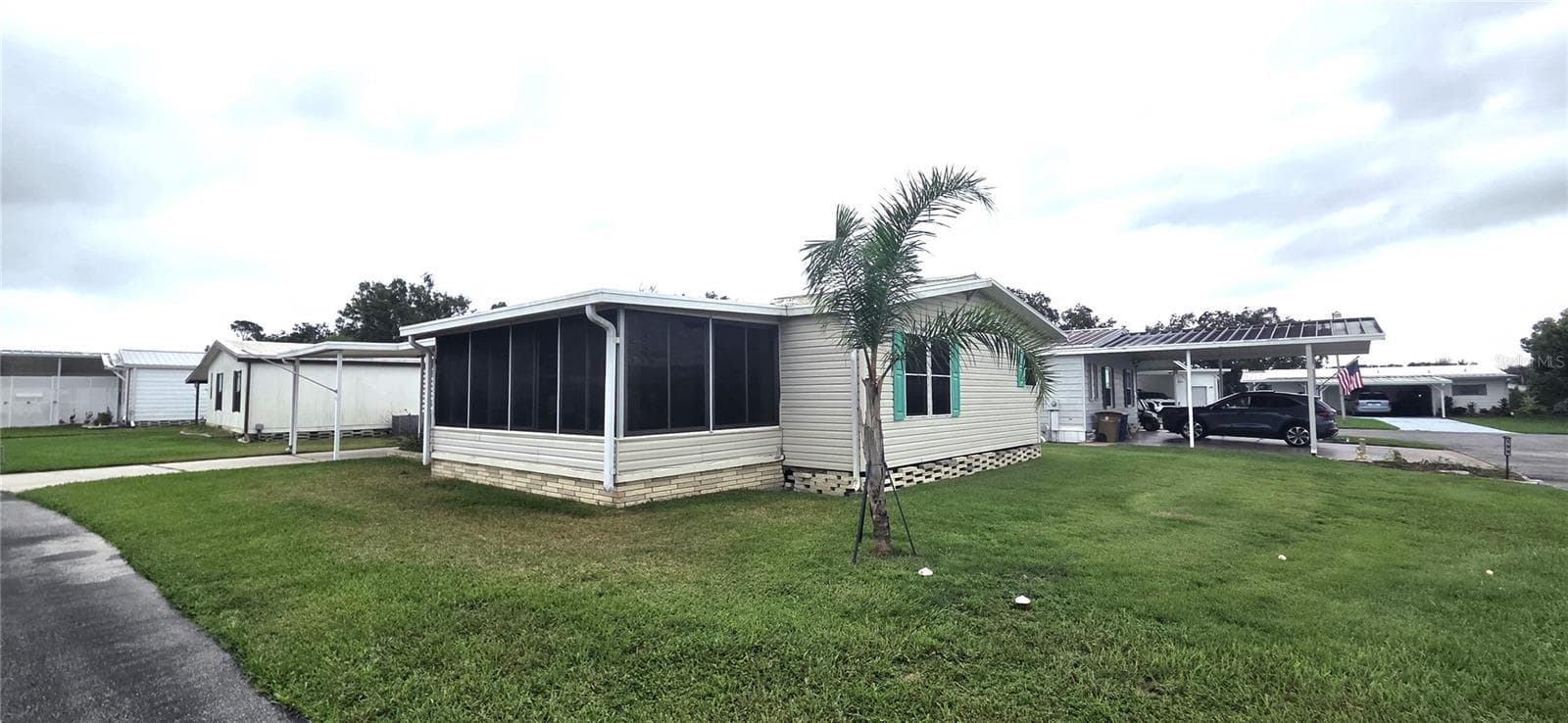 Manufactured Home at 2055 S FLORAL AVE #201, BARTOW, photo 4 of 57