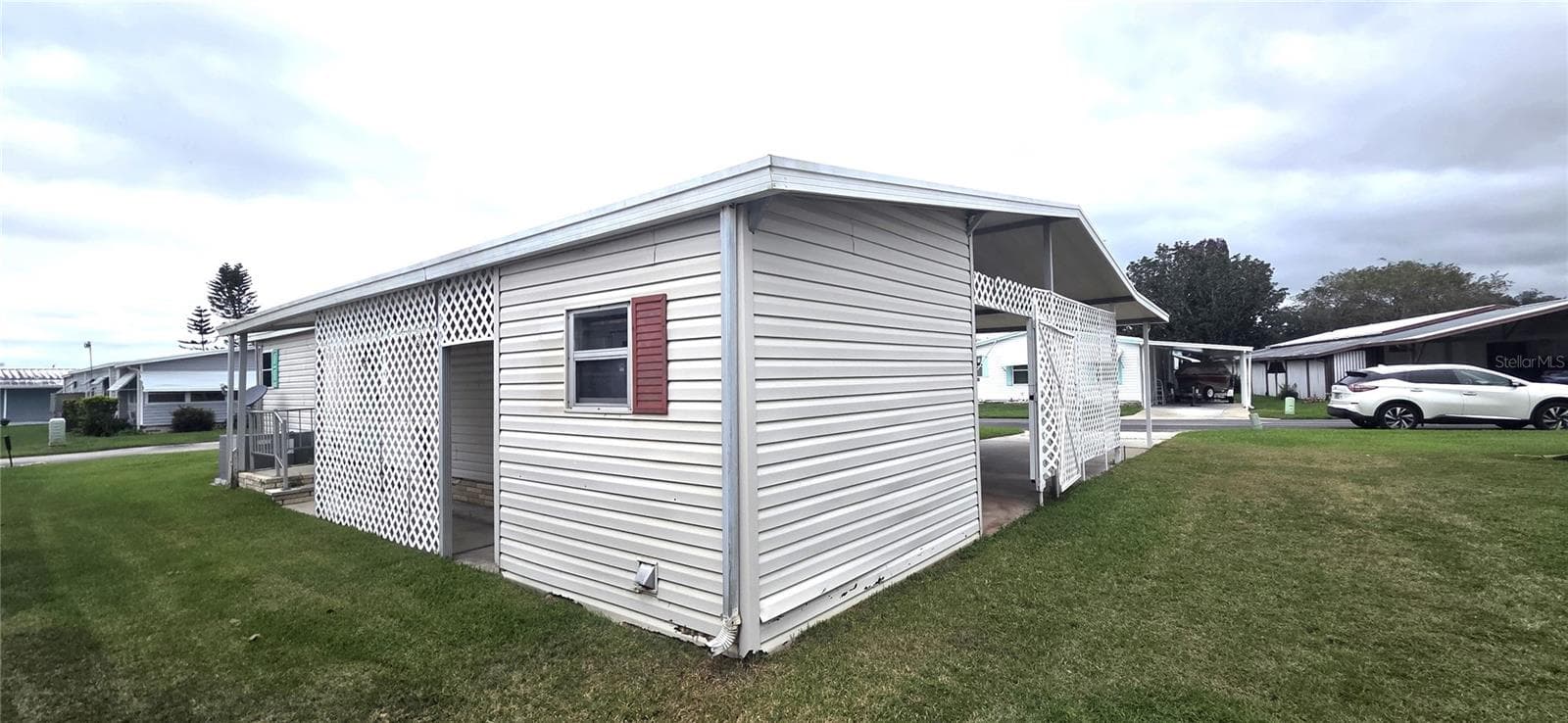 Manufactured Home at 2055 S FLORAL AVE #201, BARTOW, photo 9 of 57