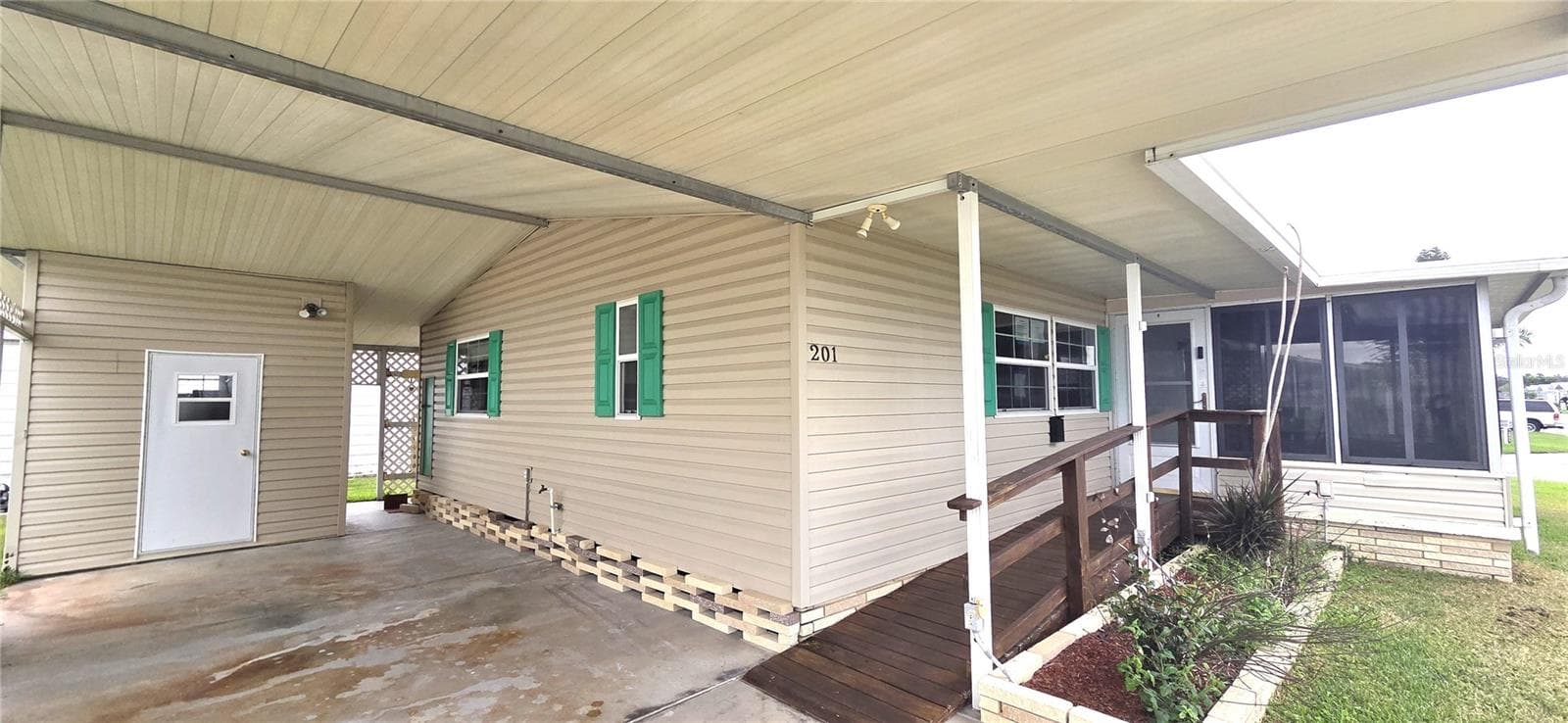 Manufactured Home at 2055 S FLORAL AVE #201, BARTOW, photo 12 of 57