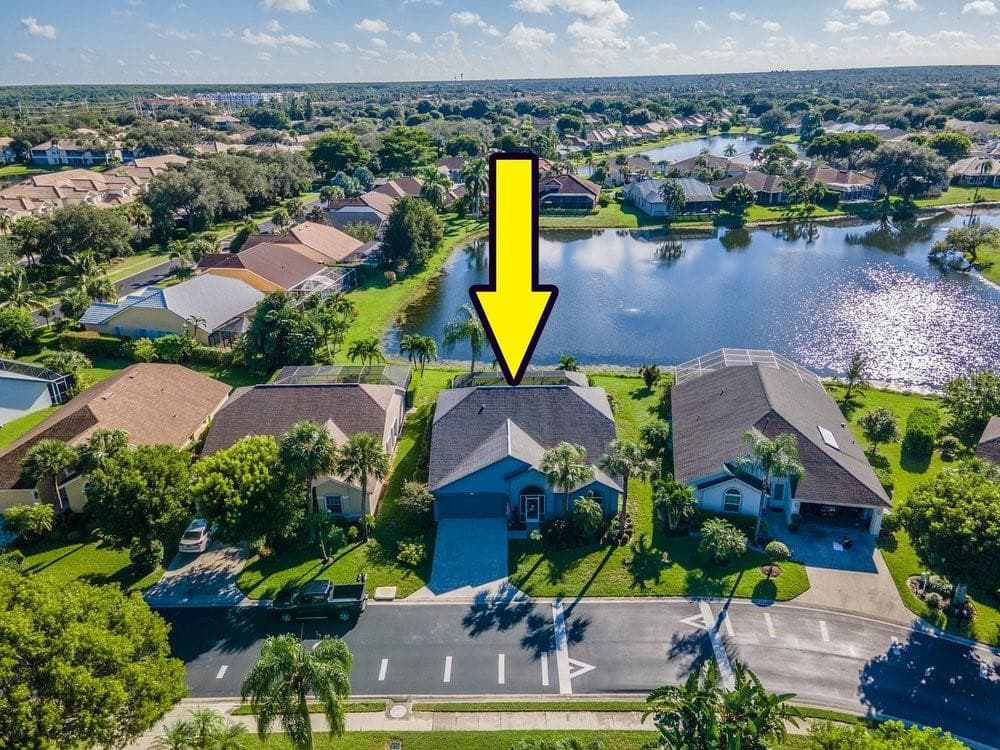 Single Family Residence at 7732 CITRUS HILL LN, NAPLES, photo 2 of 34