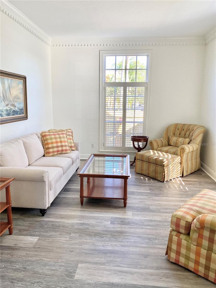 Single Family Residence at 3318 EAGLE BLVD, ORLANDO, photo 6 of 16