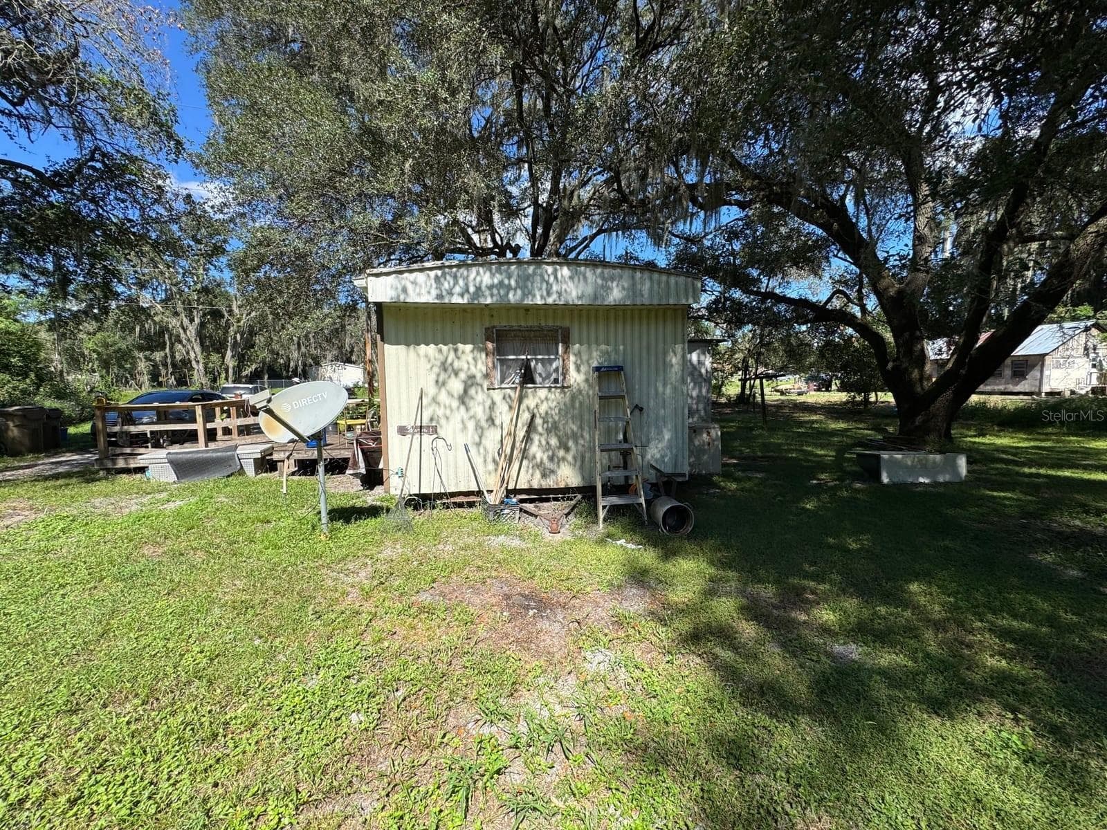 Manufactured Home at 1708 JONES DR, LEESBURG, photo 12 of 23
