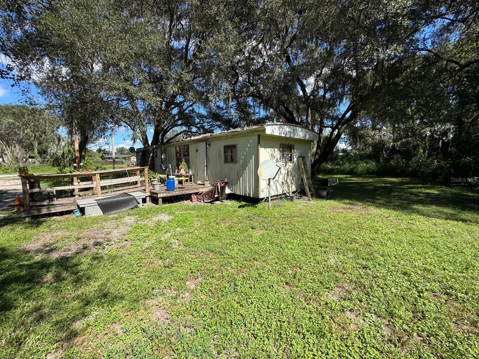 Manufactured Home at 1708 JONES DR, LEESBURG, photo 14 of 23