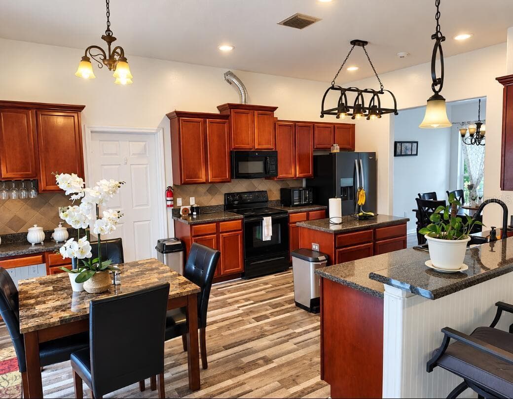 Single Family Residence at 6100 EXCALIBUR CT, ST CLOUD, photo 5 of 20
