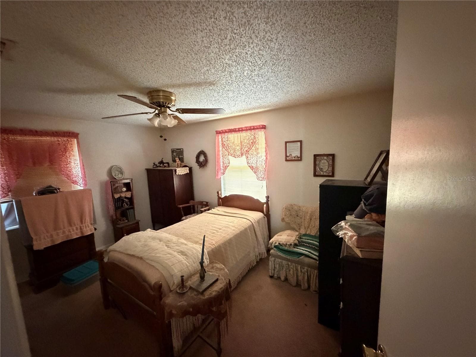 Single Family Residence at 632 W KEYSVILLE RD, PLANT CITY, photo 9 of 18