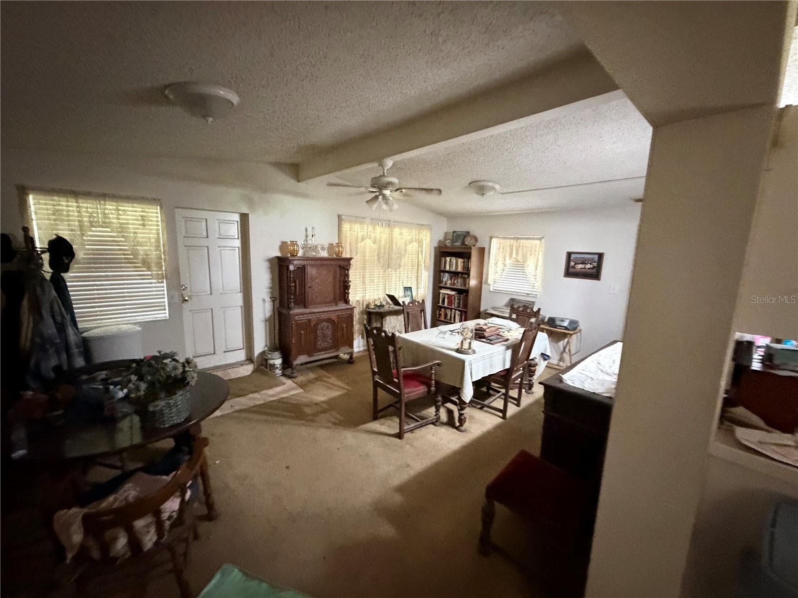 Single Family Residence at 632 W KEYSVILLE RD, PLANT CITY, photo 10 of 18