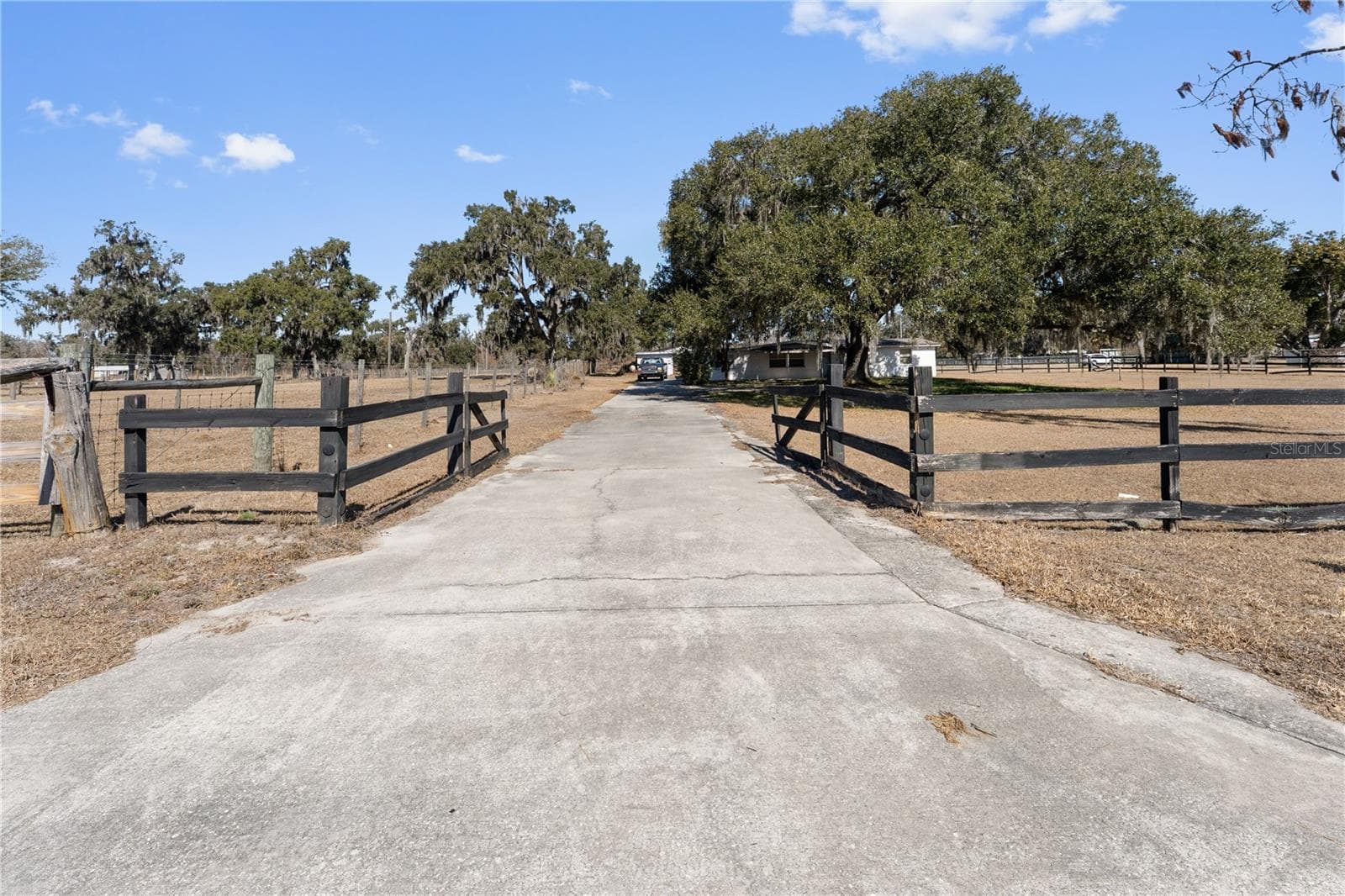 Single Family Residence at 632 W KEYSVILLE RD, PLANT CITY, photo 12 of 18
