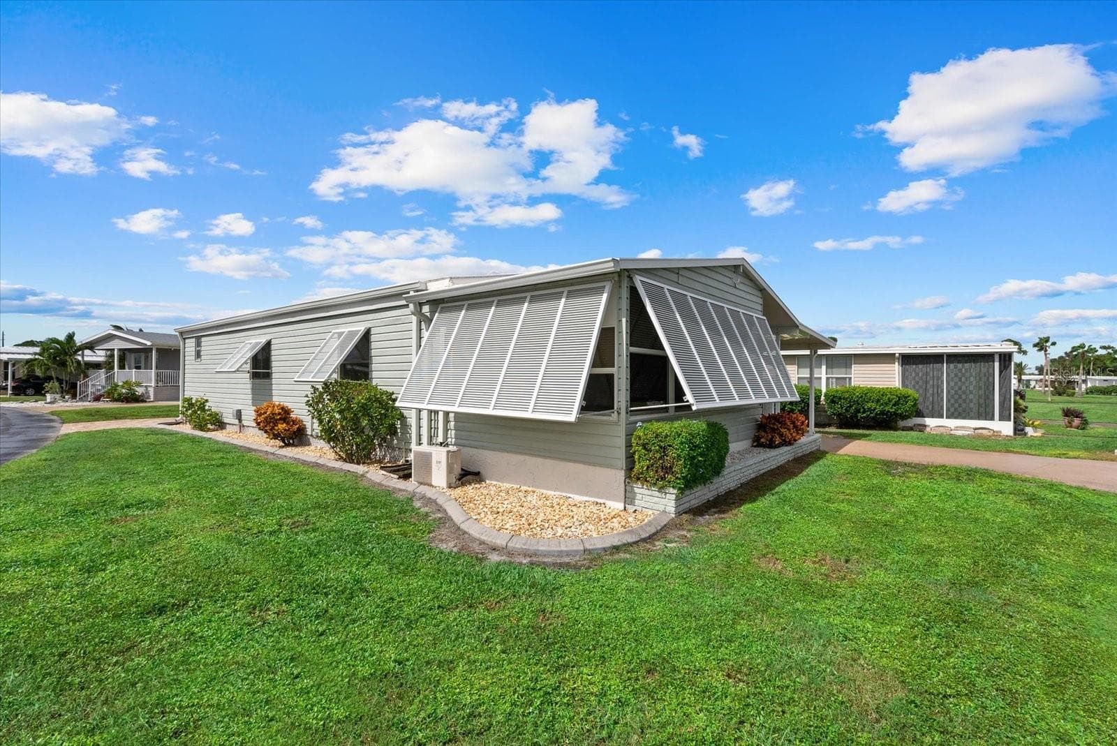 Manufactured Home at 468 SPINDRIFT S, VENICE, photo 14 of 36