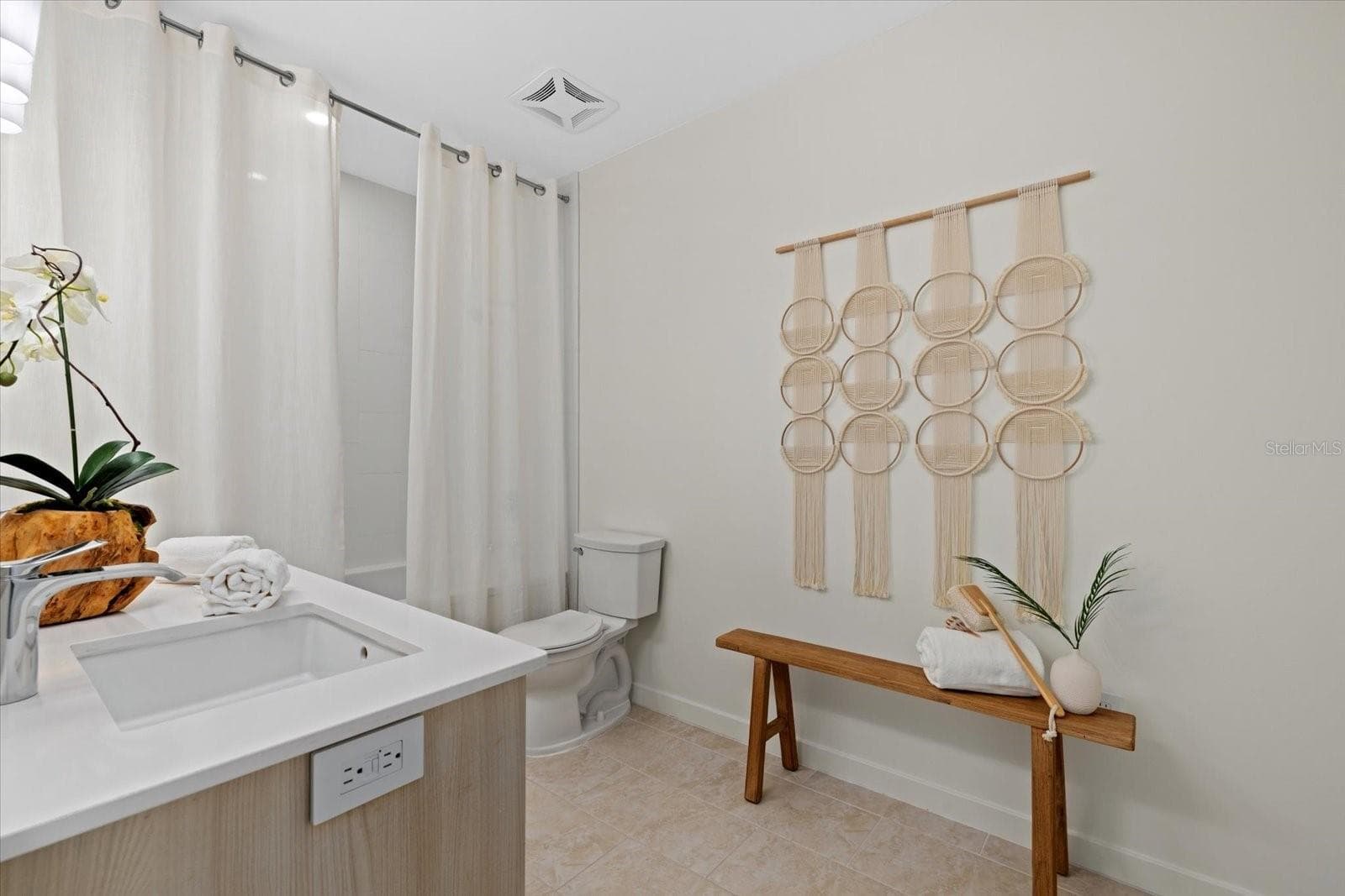 En-suite bathroom - 1350 5TH ST #306, SARASOTA