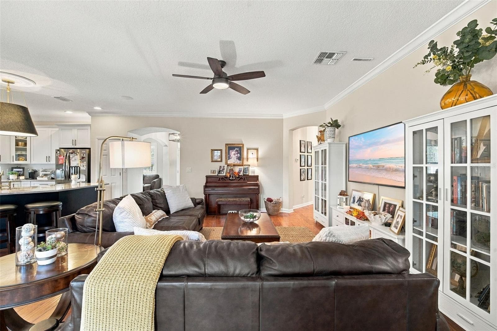Single Family Residence at 1024 HERON POINT CIR, DELAND, photo 13 of 55