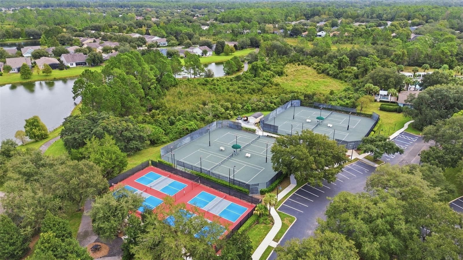 Single Family Residence at 1024 HERON POINT CIR, DELAND, photo 55 of 55