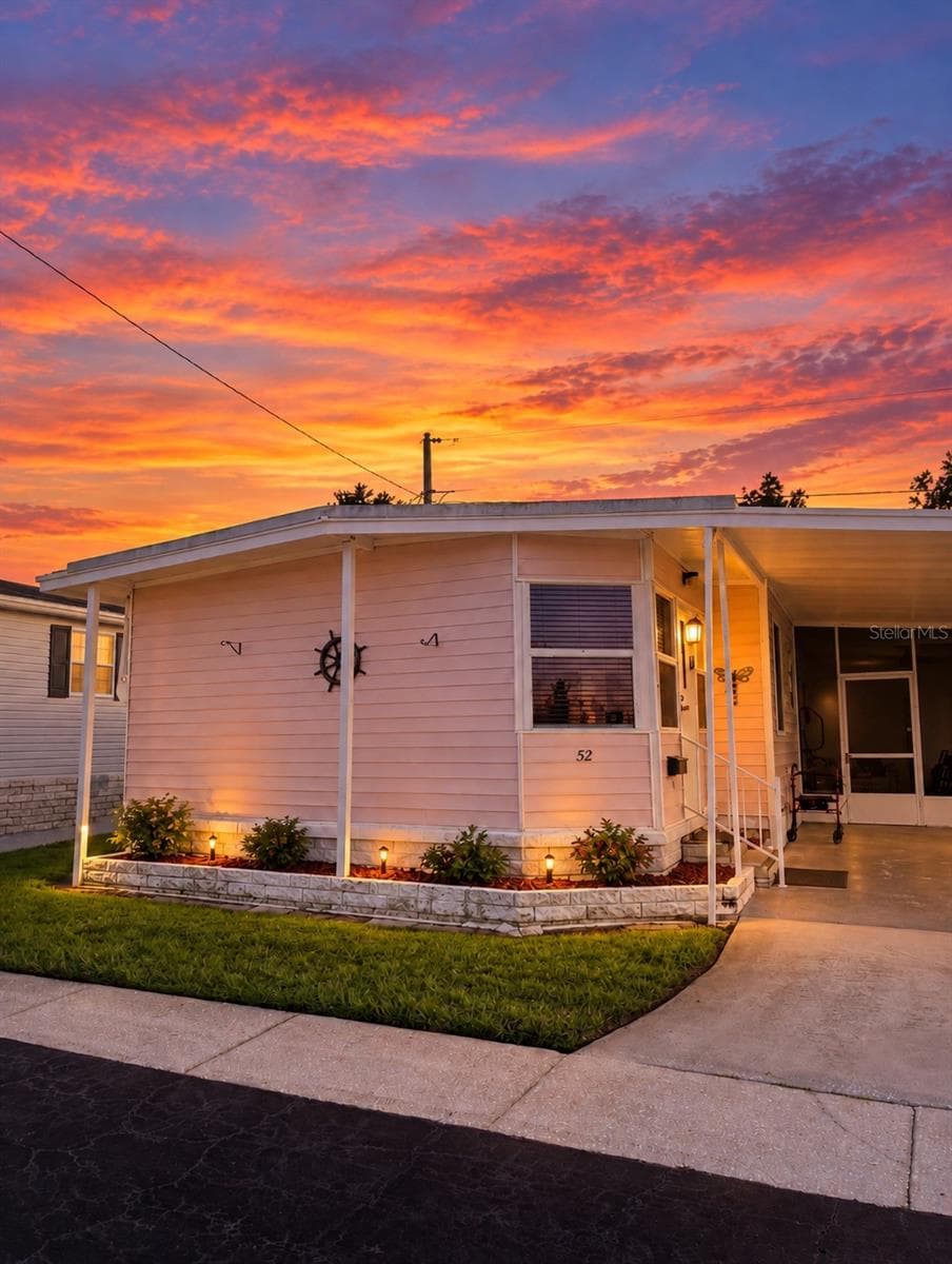 Mobile Home at 2000 E BAY DR #52, LARGO, photo 2 of 2