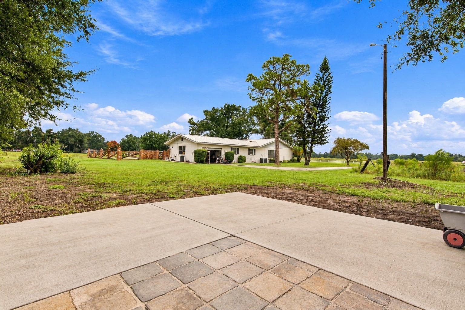Single Family Residence at 3903 EDISON AVE, BOWLING GREEN, photo 6 of 51