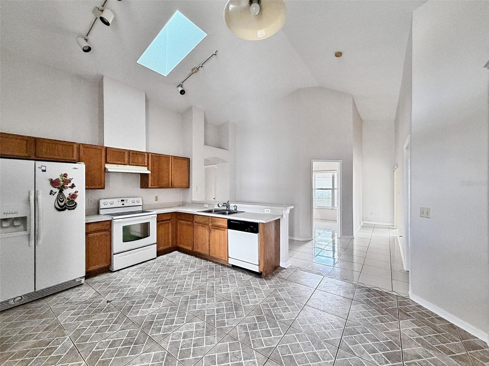 Single Family Residence at 4501 BEAGLE ST, ORLANDO, photo 6 of 20