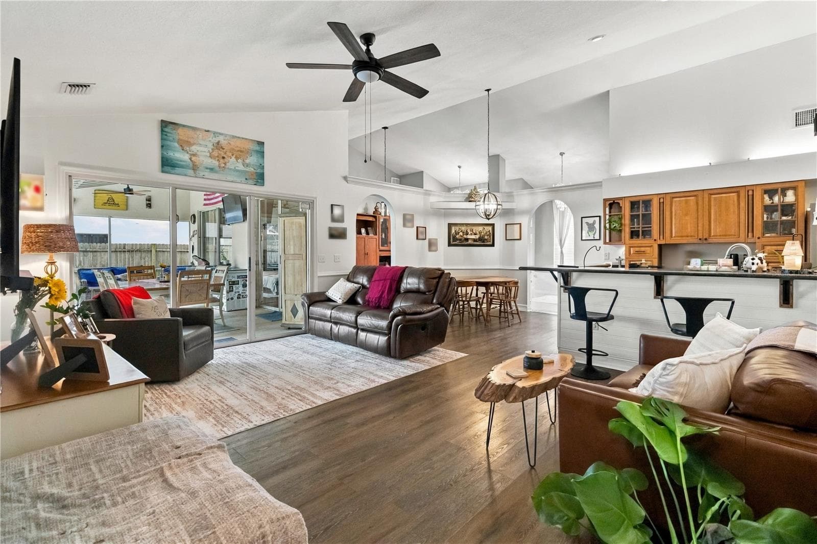 Single Family Residence at 922 PELICAN LN, ROCKLEDGE, photo 10 of 31
