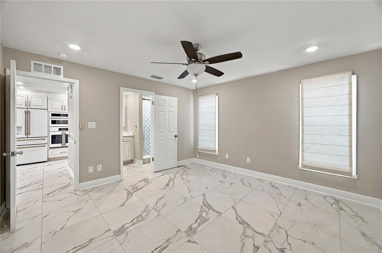 Single Family Residence at 3628 COPPERTREE CIR, BRANDON, photo 17 of 45