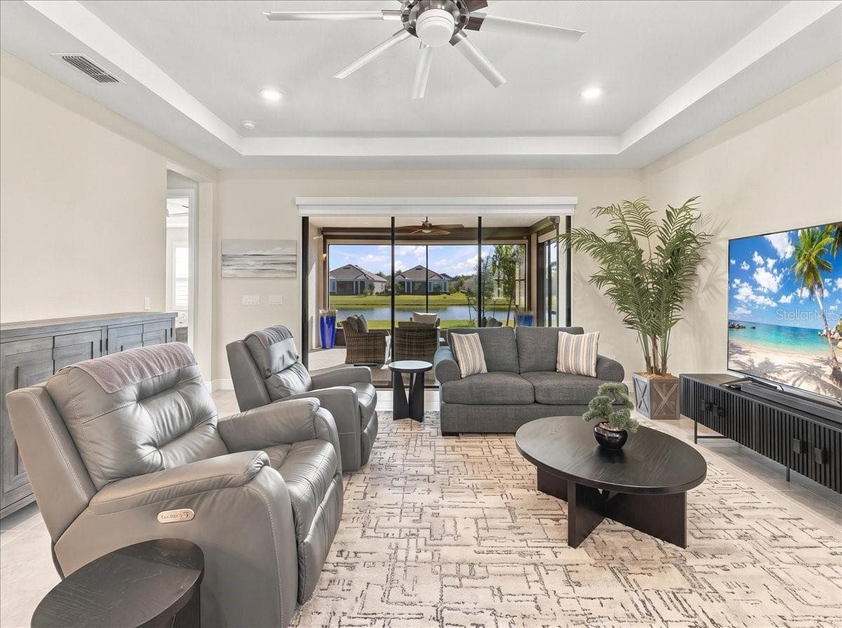 Single Family Residence at 4732 CRESTPOINT WAY, PALMETTO, photo 10 of 44
