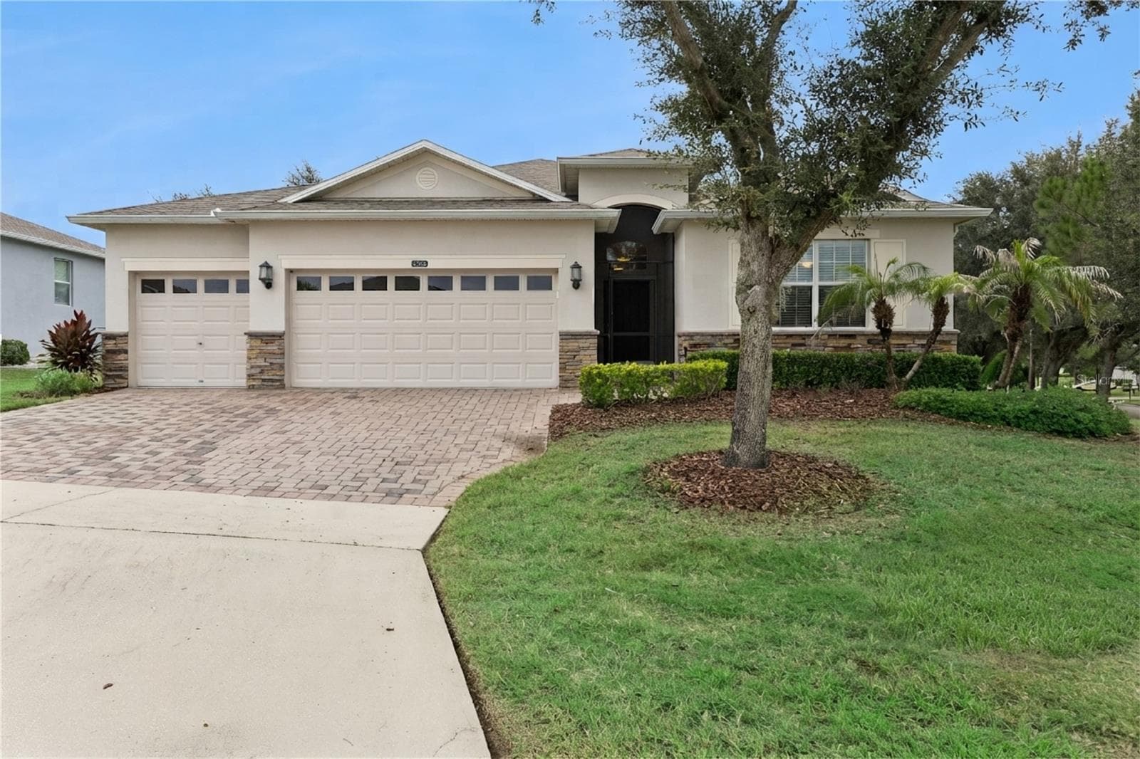 2892 SANDY CAY ST