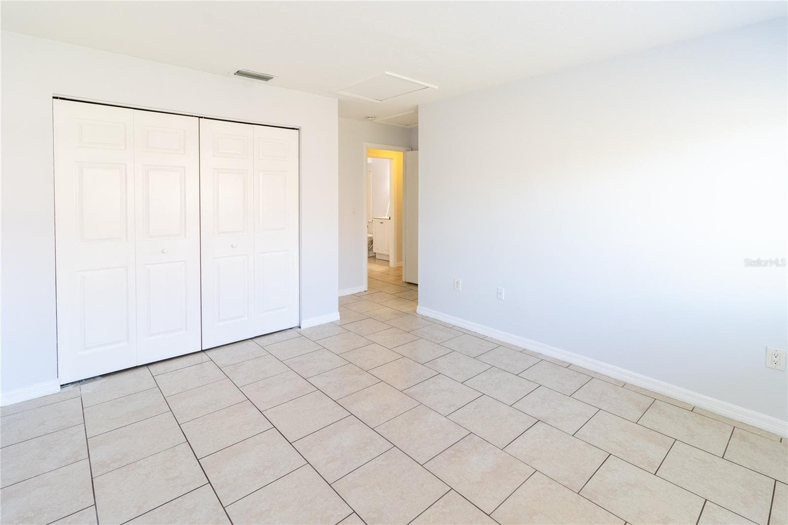 Duplex at 7013 BRENTFORD RD, SARASOTA, photo 24 of 42