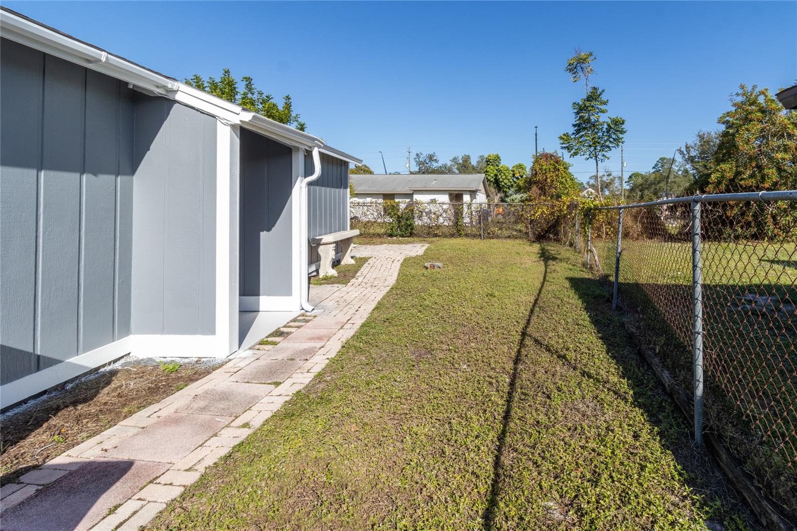 Duplex at 7013 BRENTFORD RD, SARASOTA, photo 31 of 42