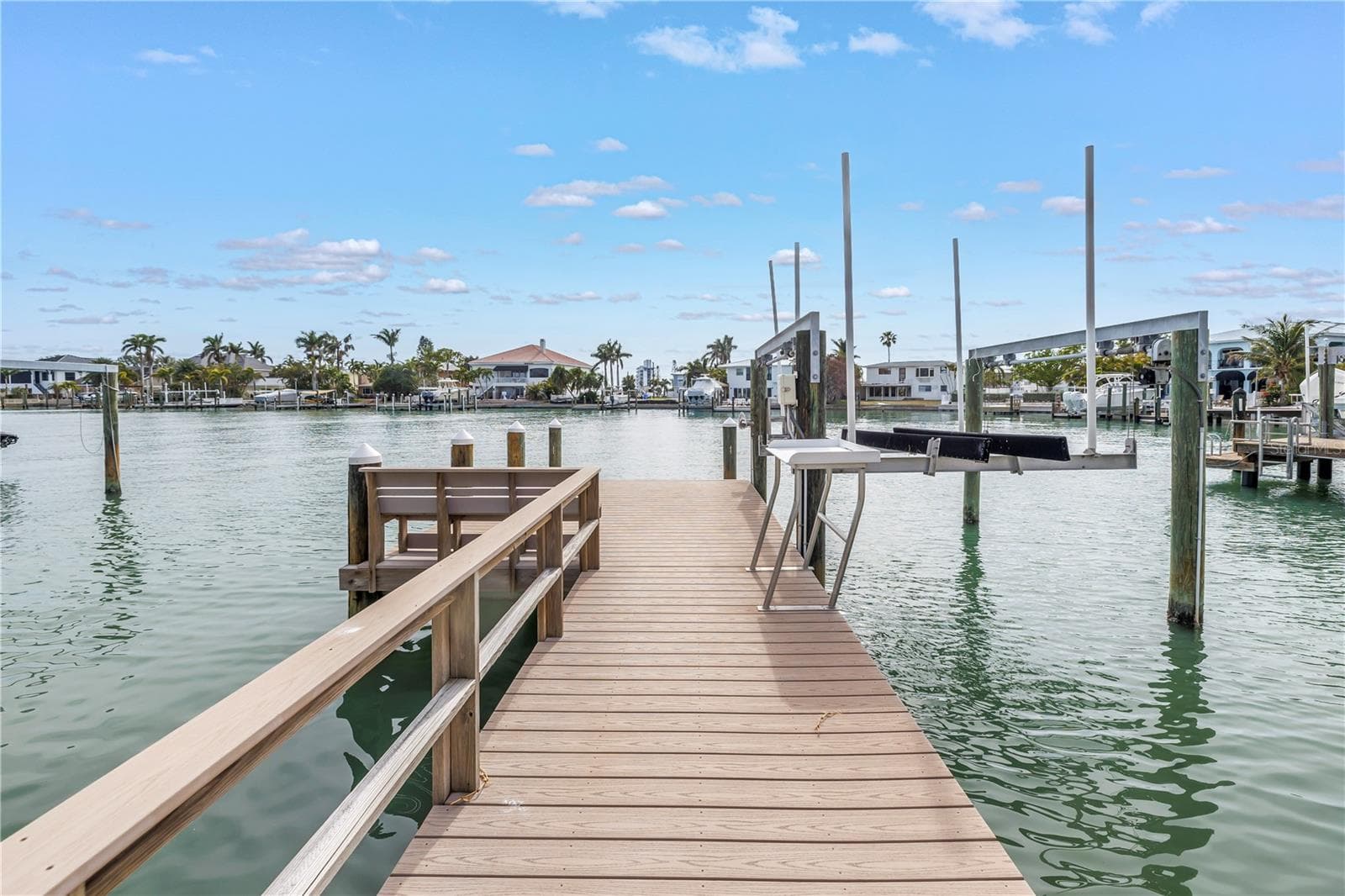 Single Family Residence at 10128 YACHT CLUB DR, TREASURE ISLAND, photo 4 of 80