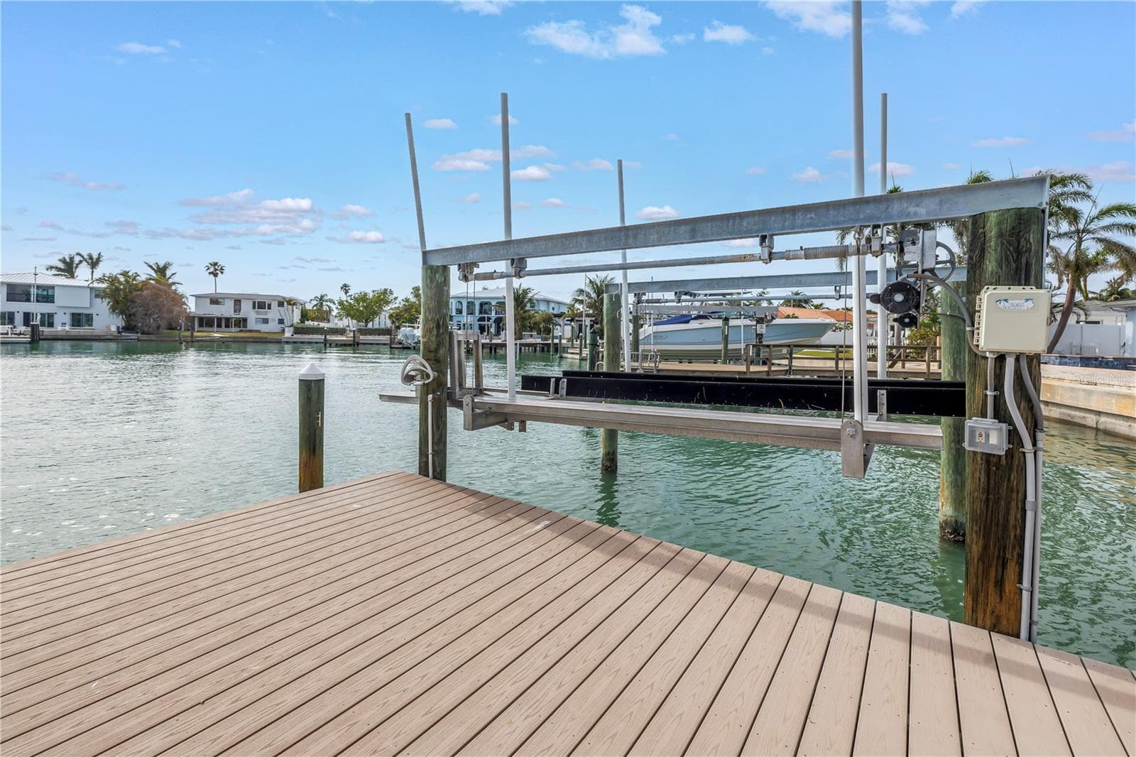 Single Family Residence at 10128 YACHT CLUB DR, TREASURE ISLAND, photo 8 of 80
