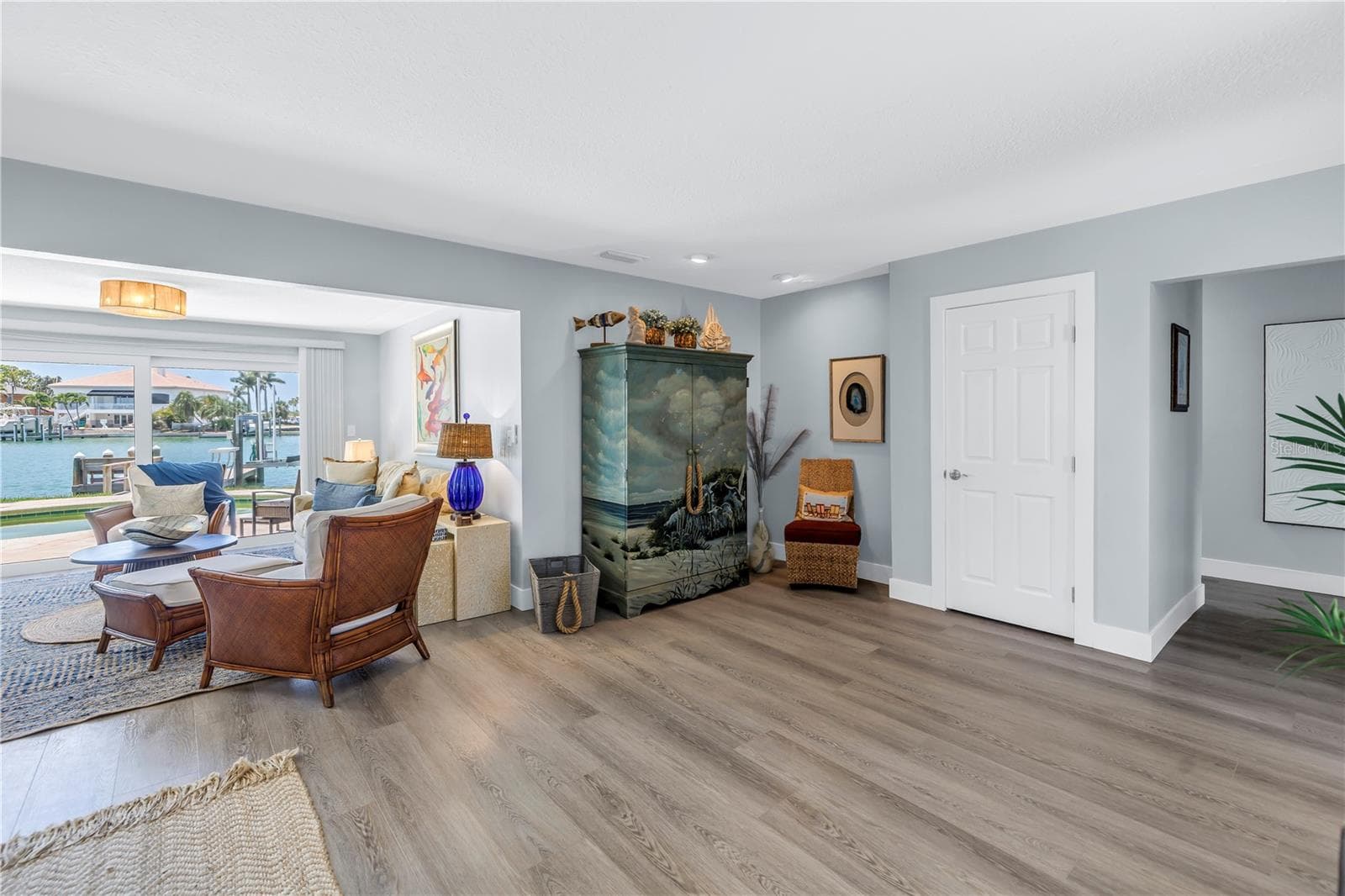 Single Family Residence at 10128 YACHT CLUB DR, TREASURE ISLAND, photo 27 of 80