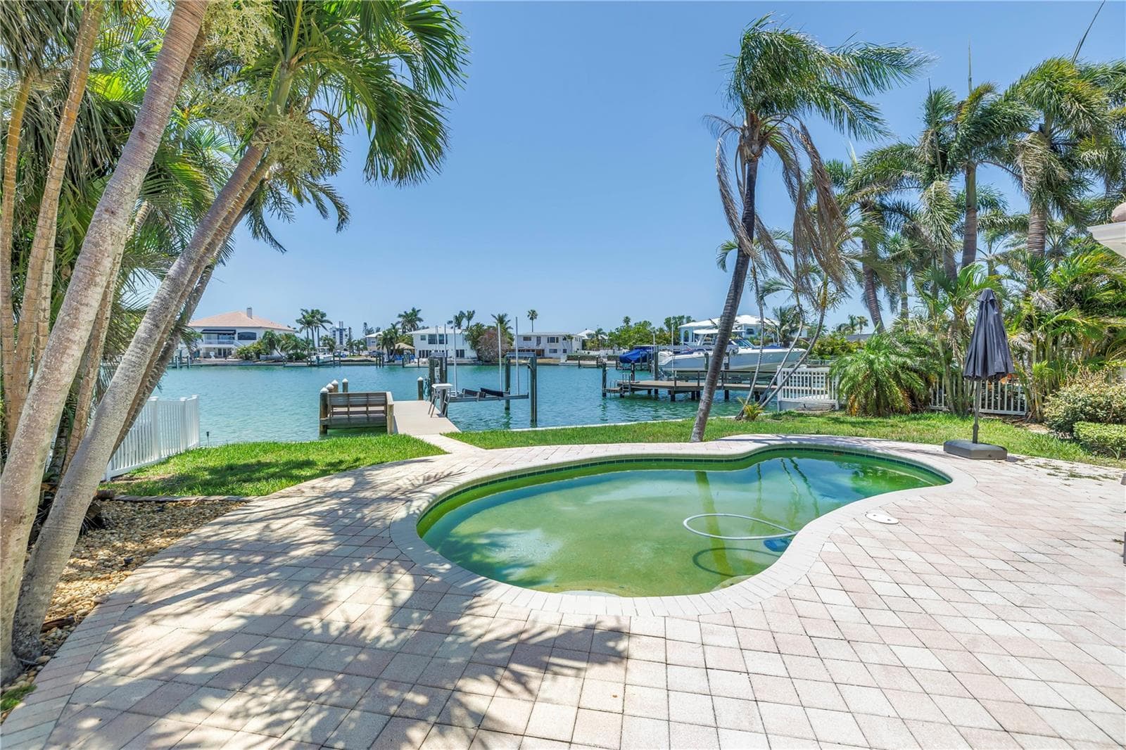 Single Family Residence at 10128 YACHT CLUB DR, TREASURE ISLAND, photo 42 of 80