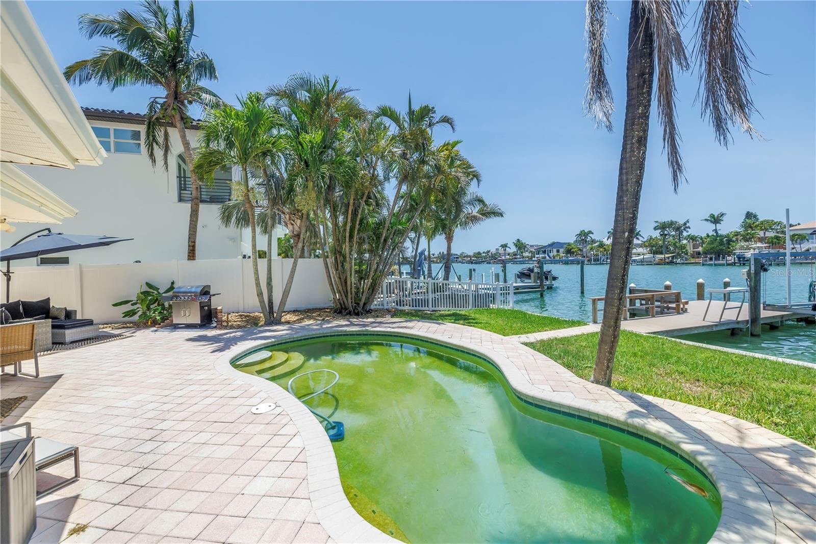 Single Family Residence at 10128 YACHT CLUB DR, TREASURE ISLAND, photo 43 of 80