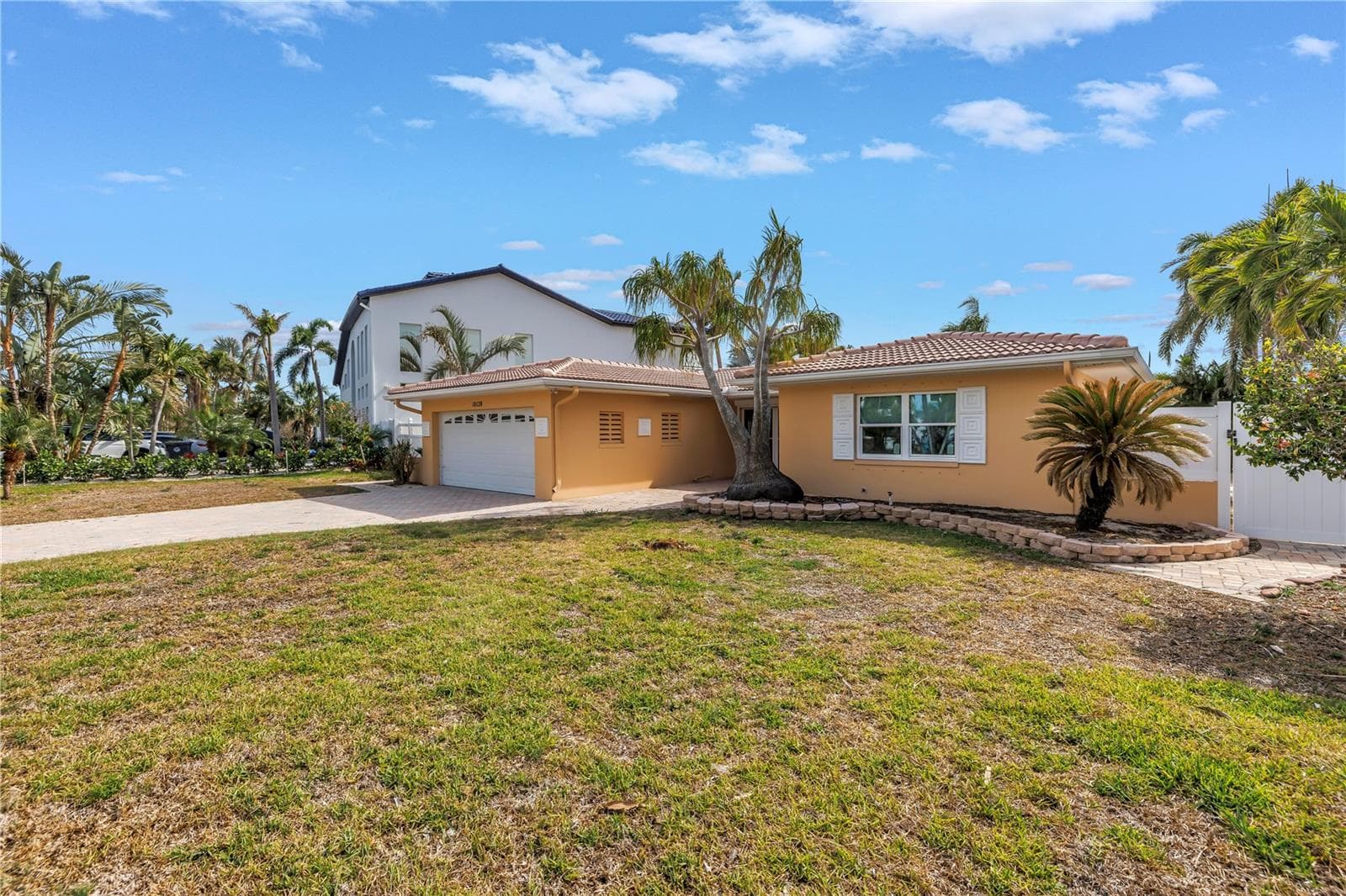 Single Family Residence at 10128 YACHT CLUB DR, TREASURE ISLAND, photo 50 of 80